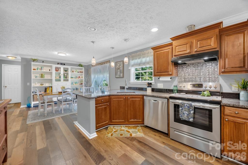 241 Goble Road Property Photo 20