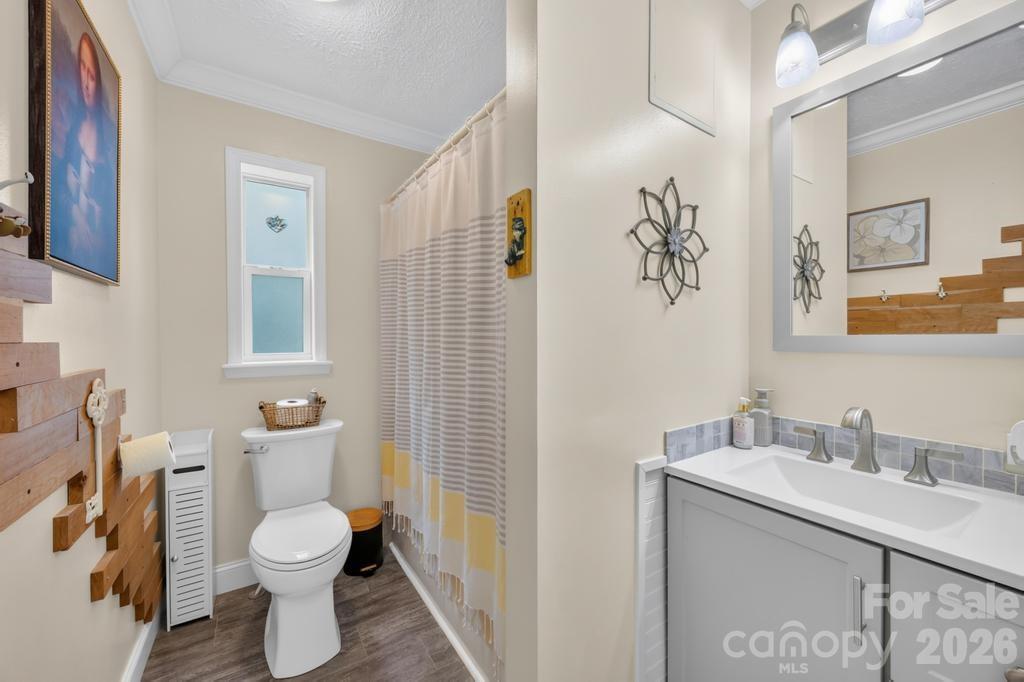 241 Goble Road Property Photo 30