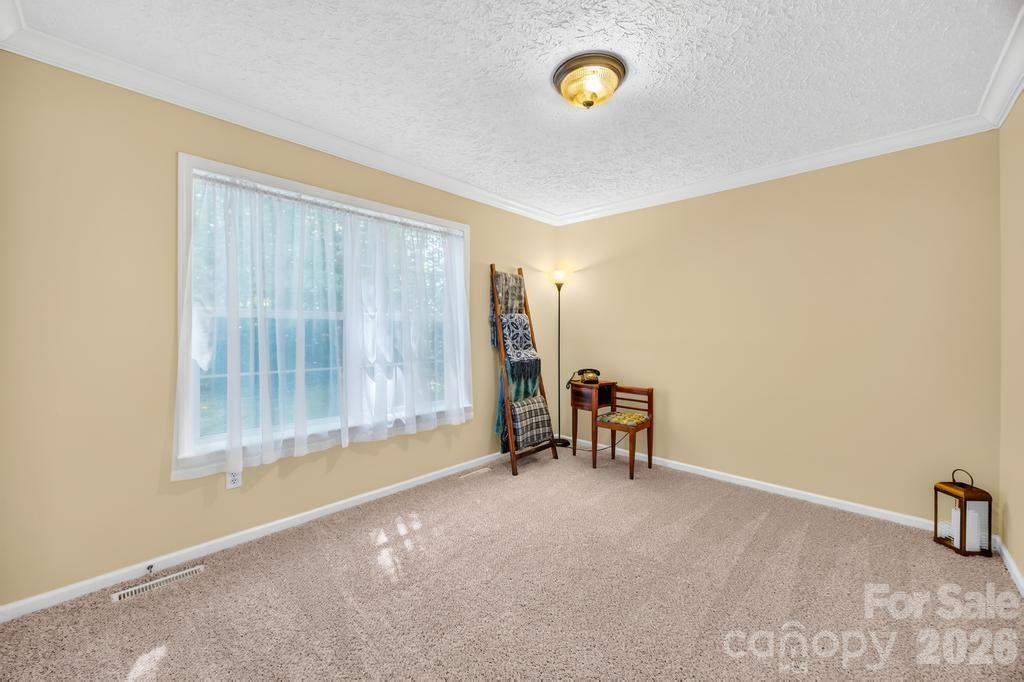 241 Goble Road Property Photo 31