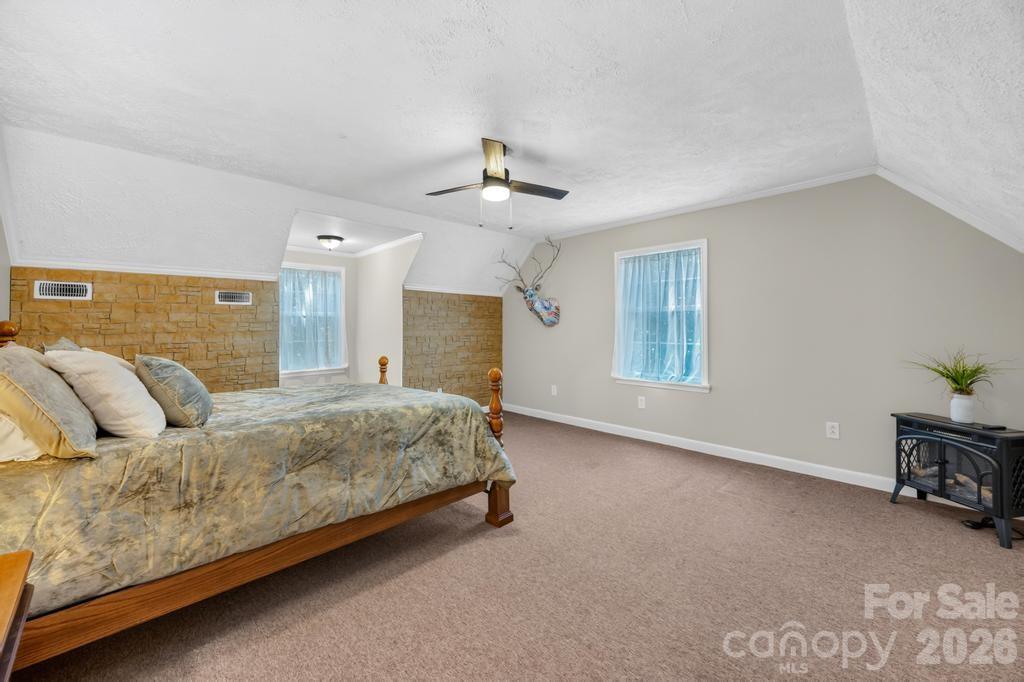 241 Goble Road Property Photo 32