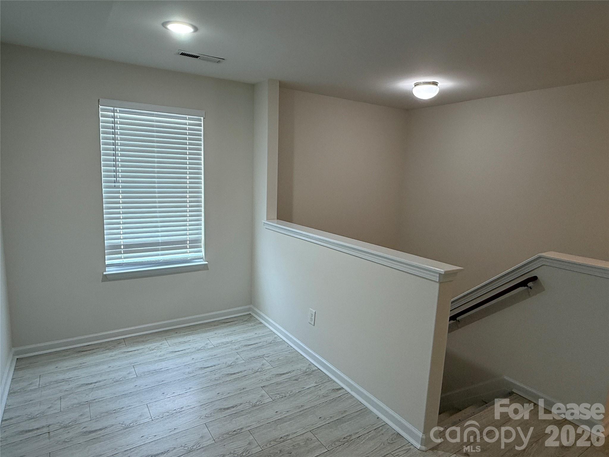 4820 Lynn Lee Circle Property Photo 6