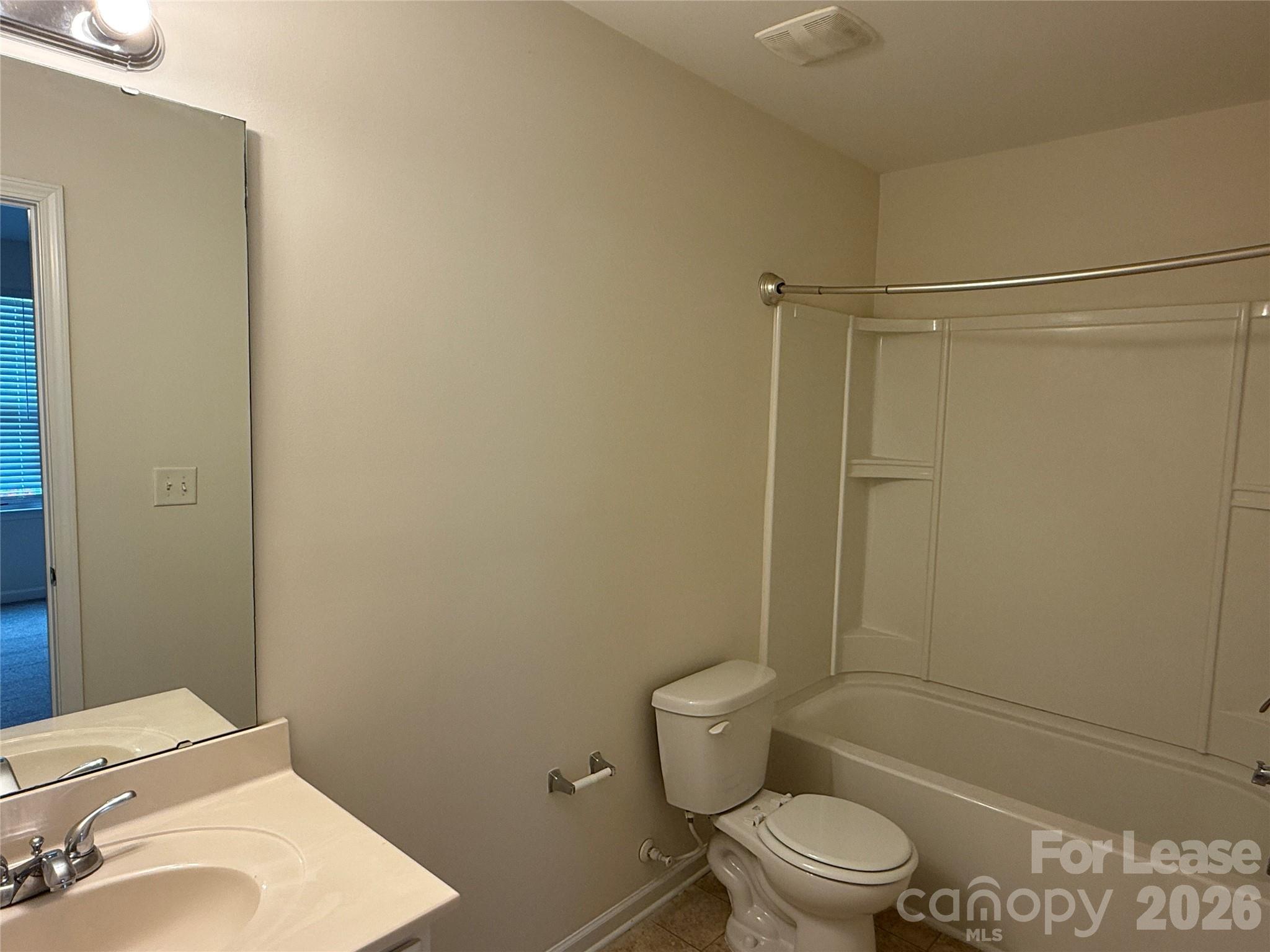 4820 Lynn Lee Circle Property Photo 14