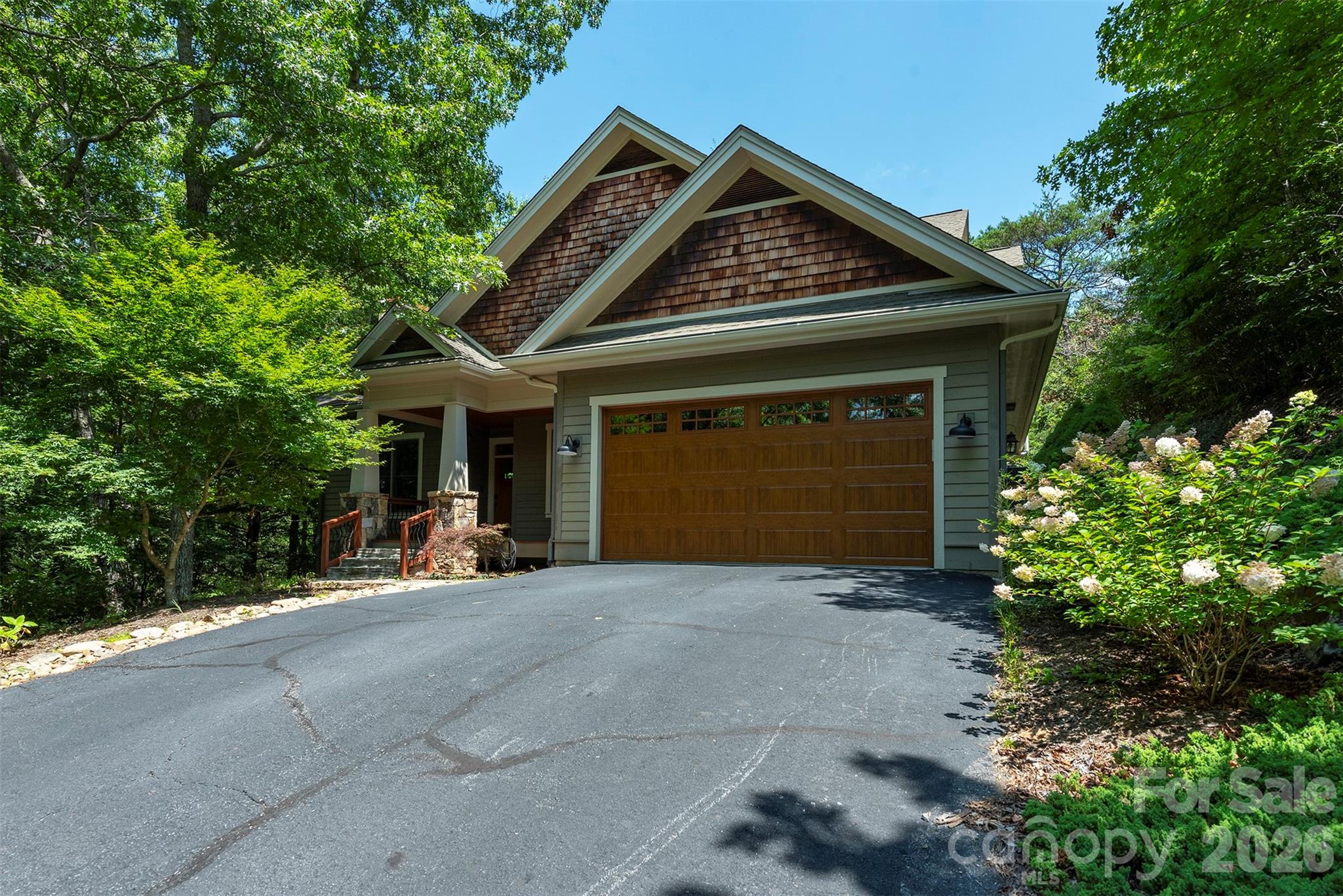 416 Ivy Road Property Photo 4