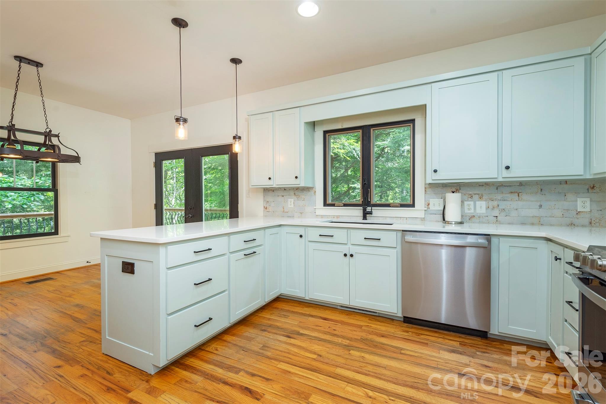 416 Ivy Road Property Photo 15