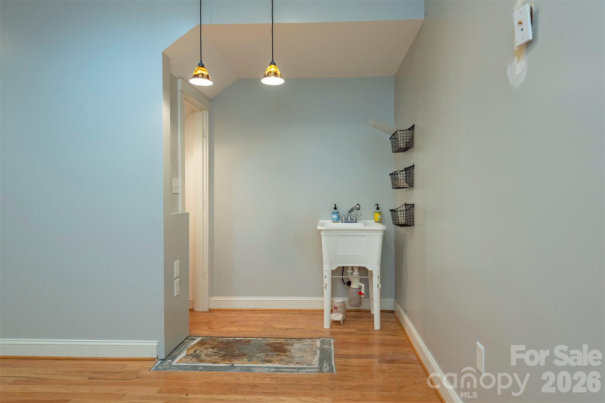 416 Ivy Road Property Photo 41