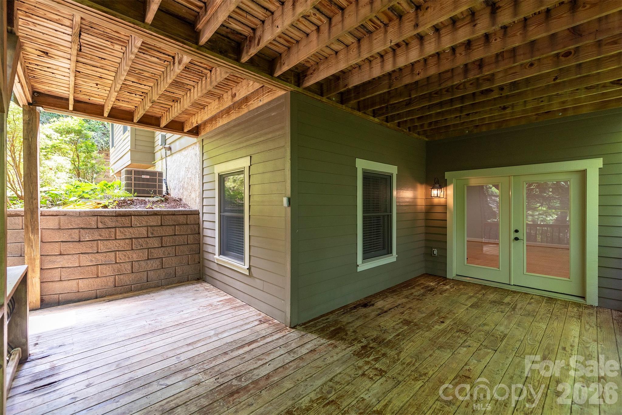 416 Ivy Road Property Photo 42
