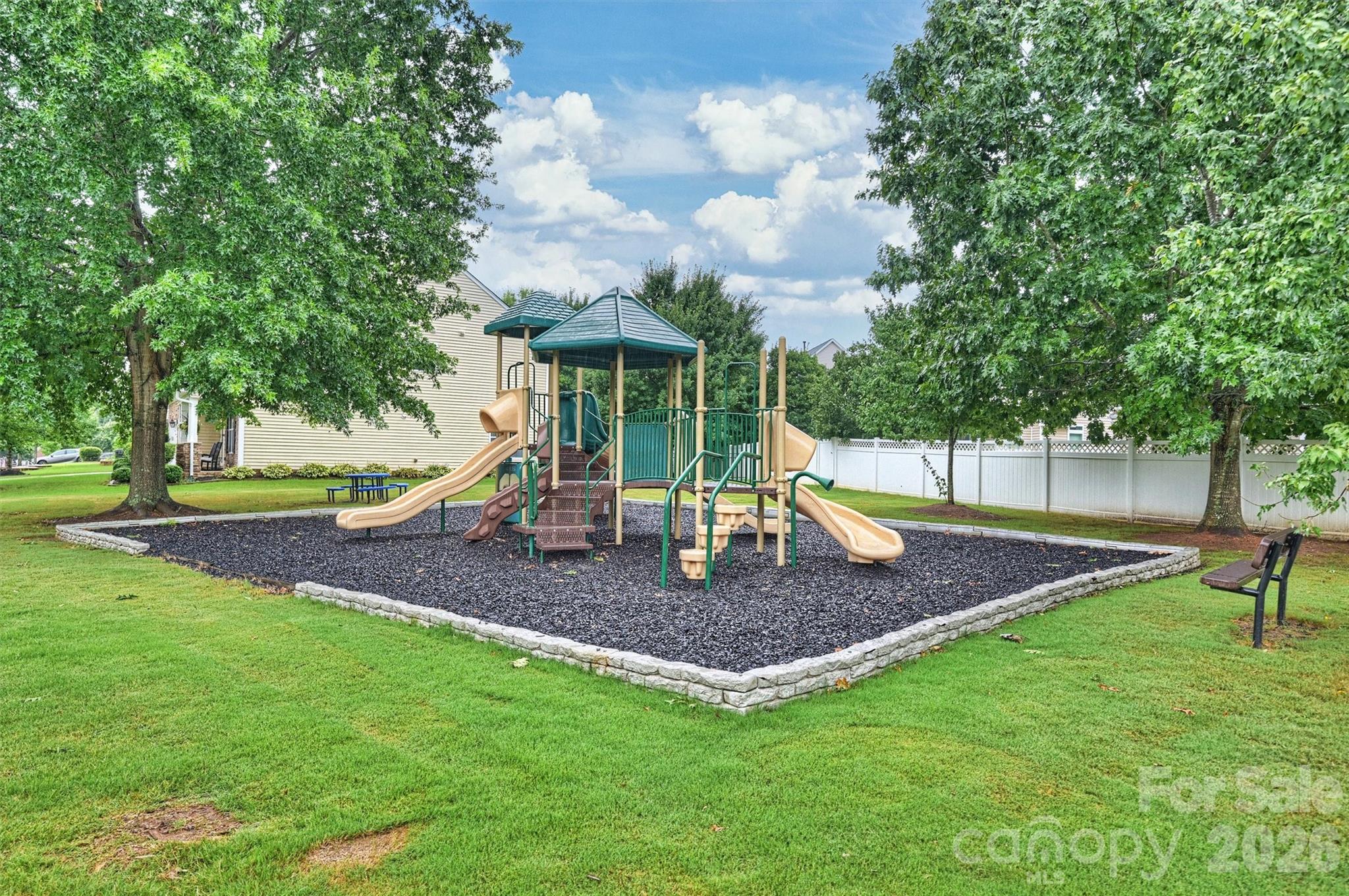 713 Trailhead Lane Property Photo 42