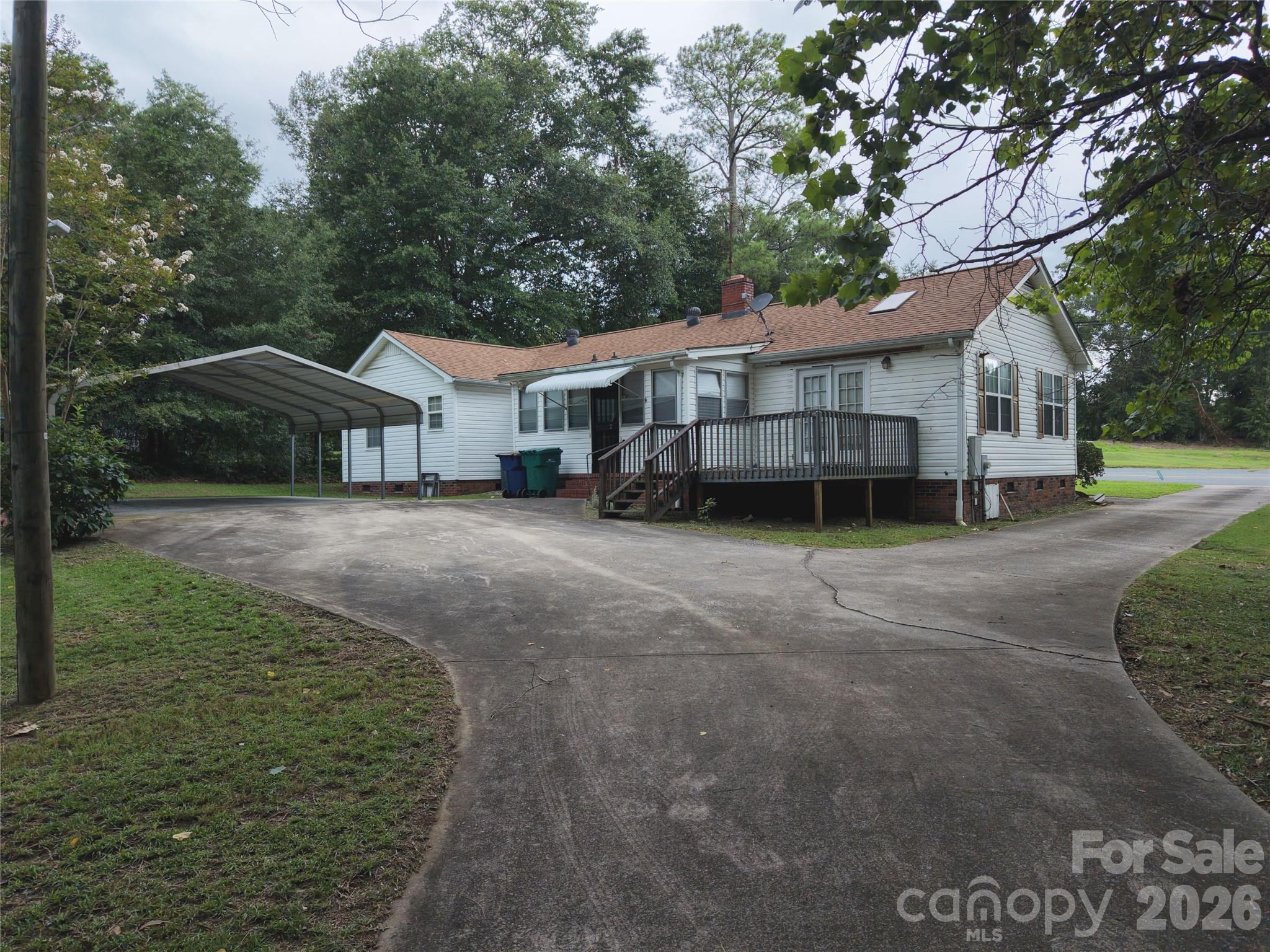 227 W Main Street Property Photo 5