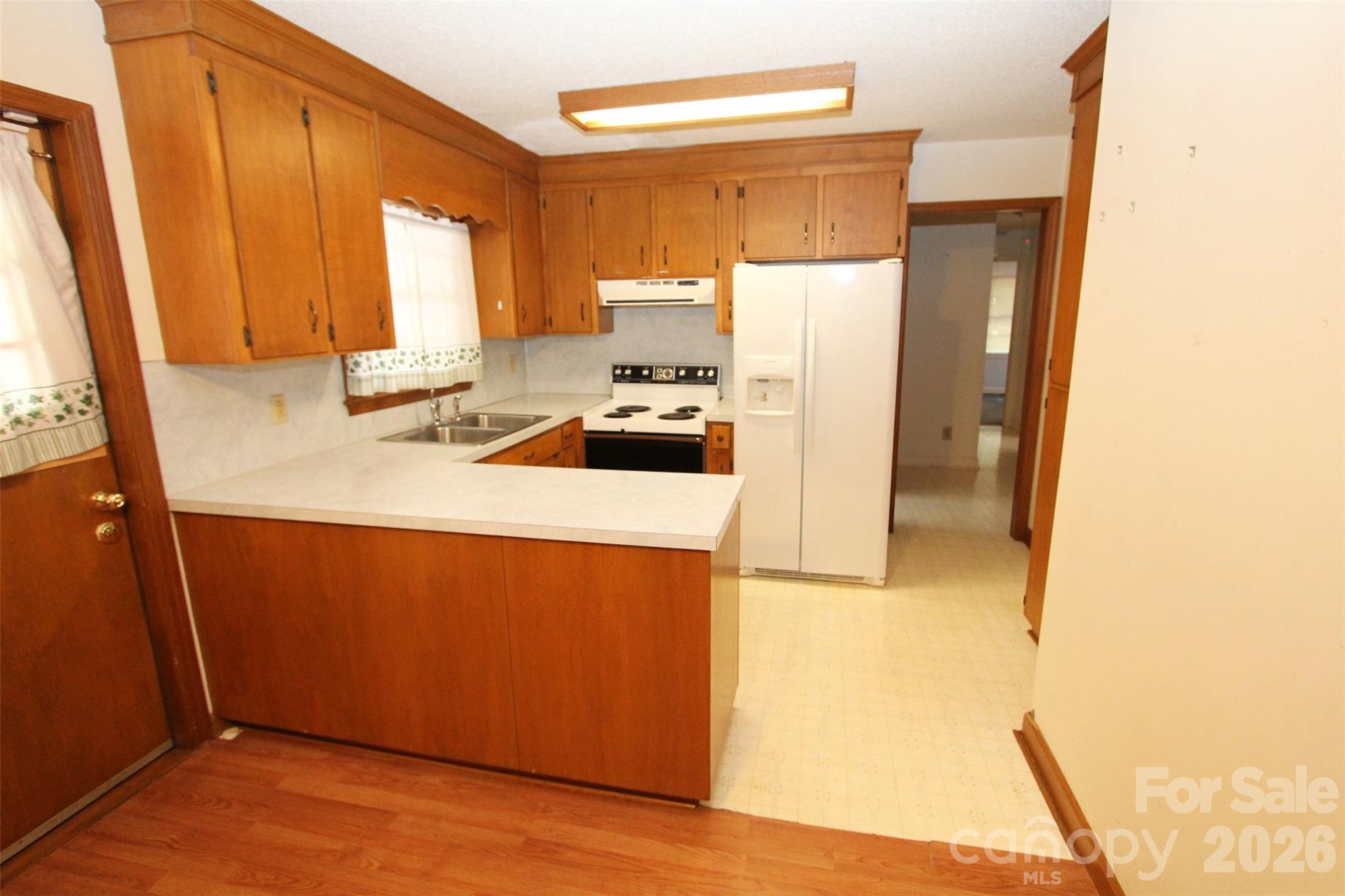 227 W Main Street Property Photo 15