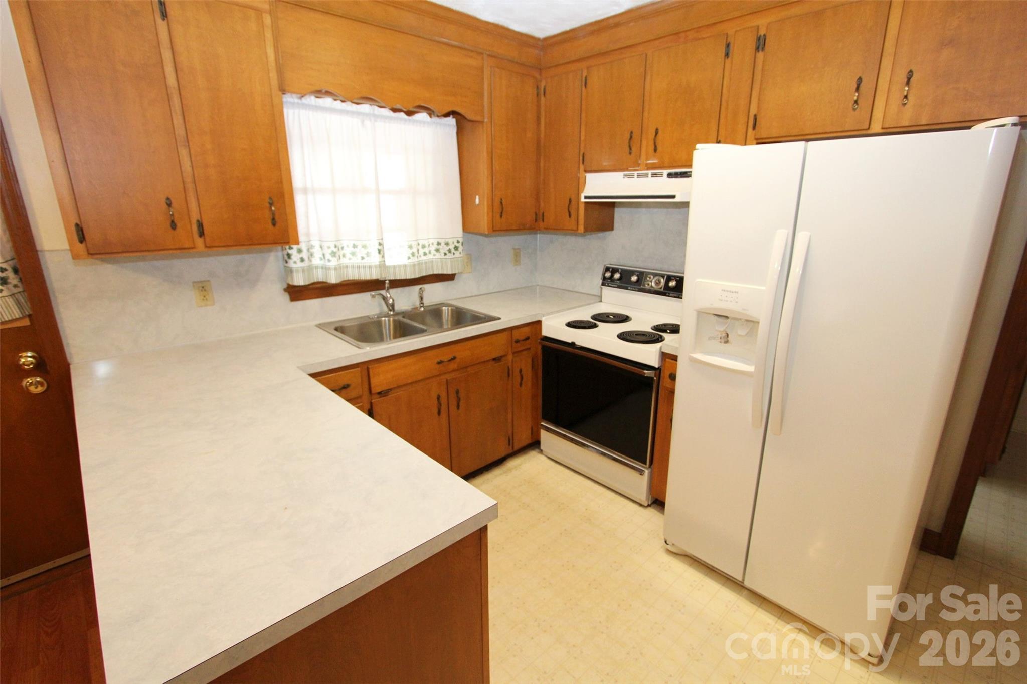 227 W Main Street Property Photo 16