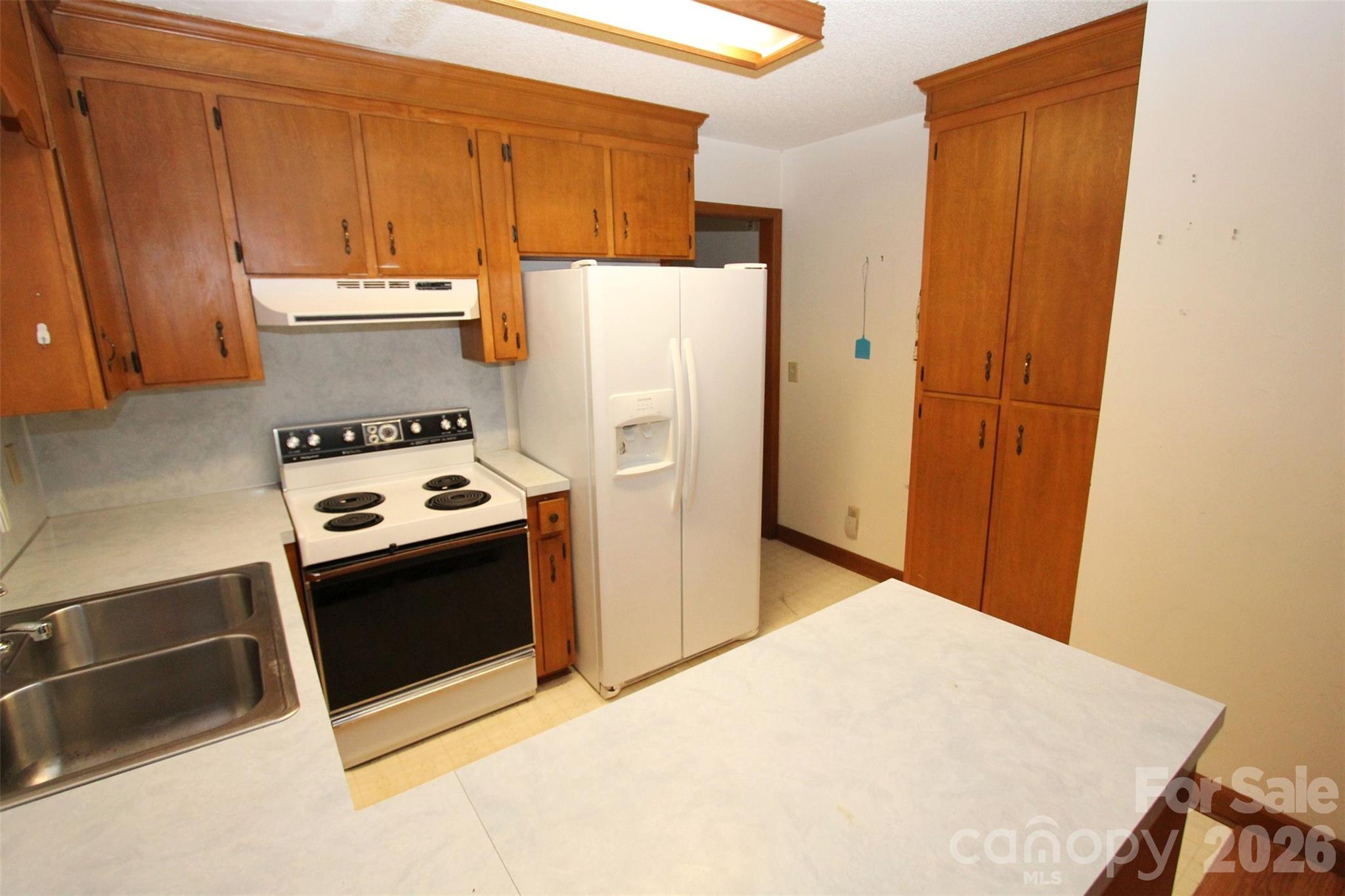 227 W Main Street Property Photo 17