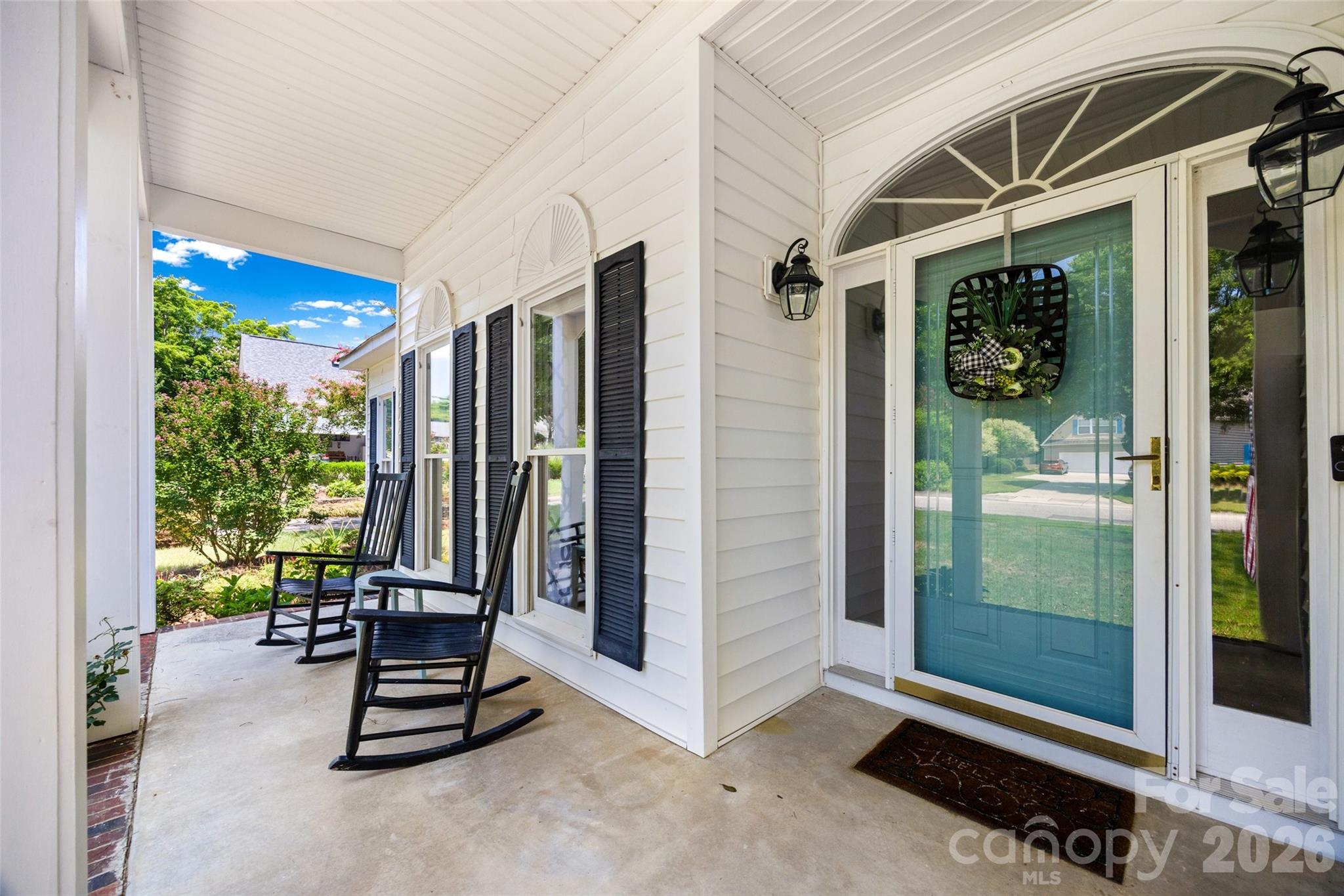 2255 Drawbridge Court Property Photo 2