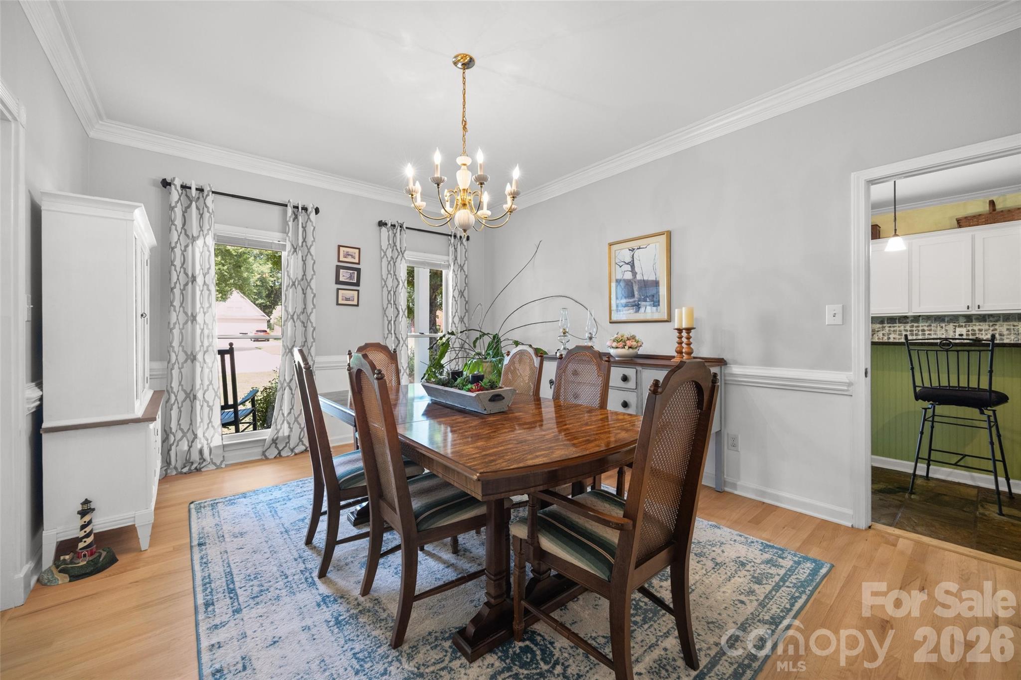 2255 Drawbridge Court Property Photo 7