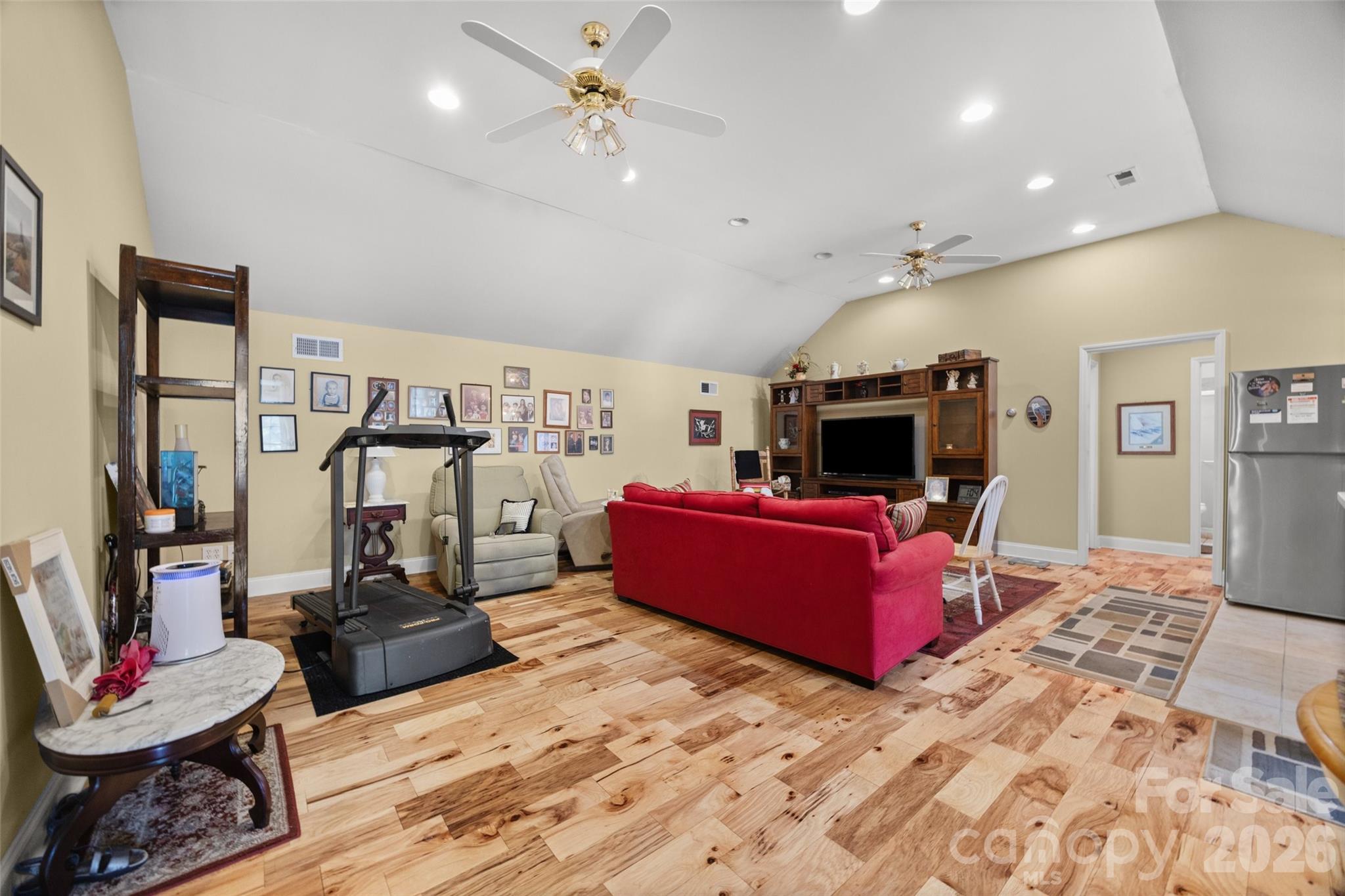 2255 Drawbridge Court Property Photo 24