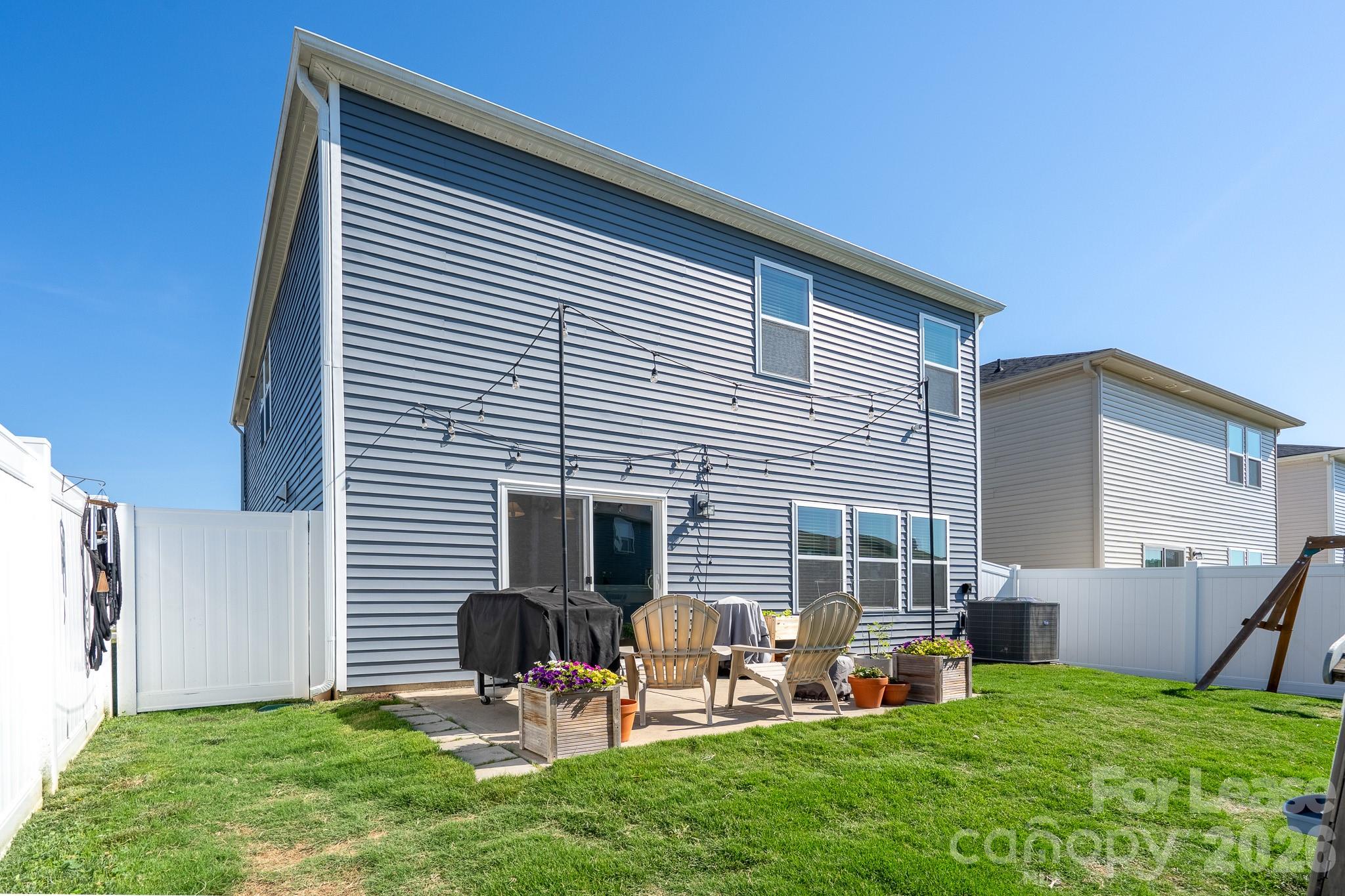 321 Fairchild Way Property Photo 10