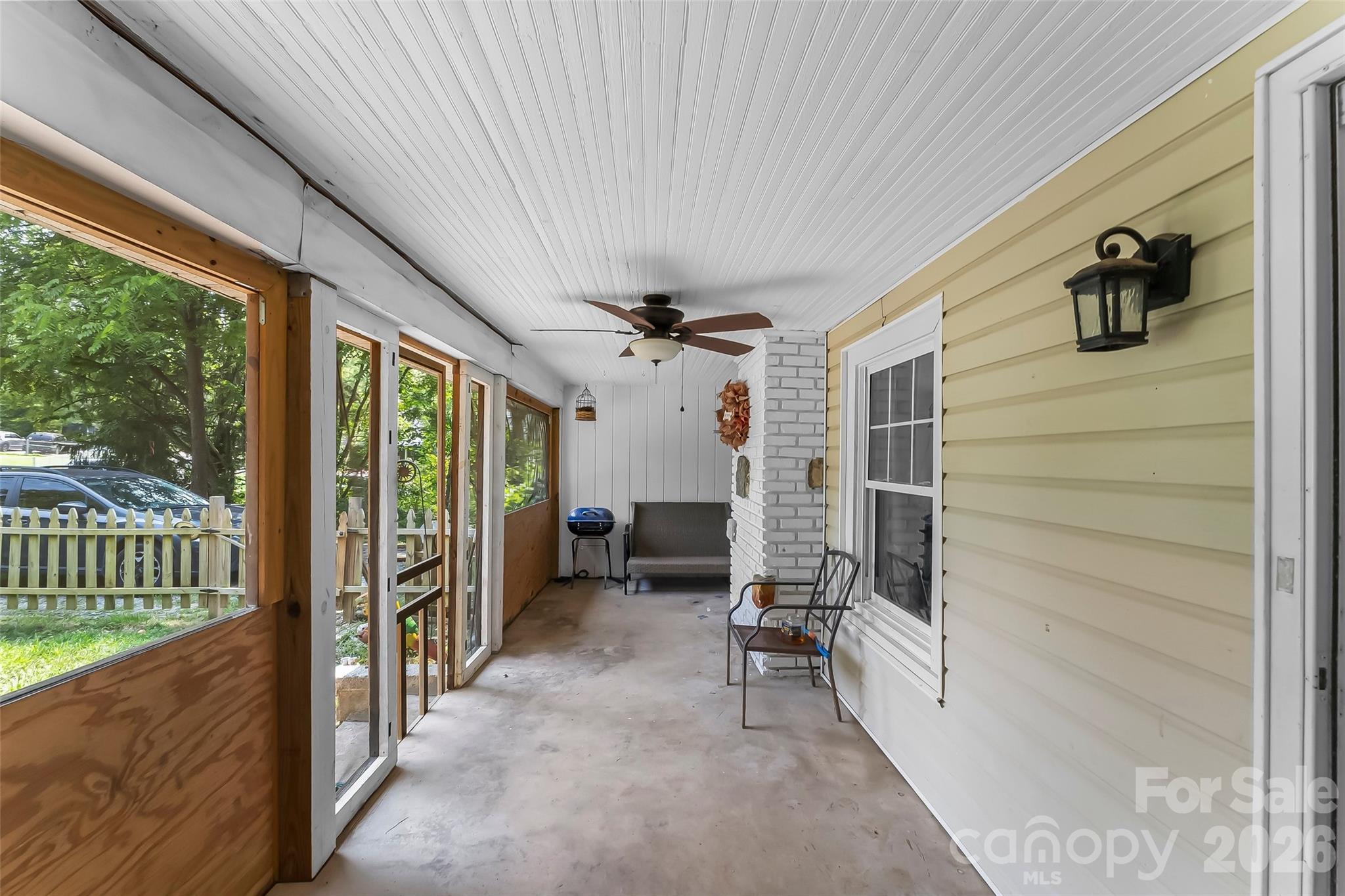 40 Sycamore Circle Property Photo 2