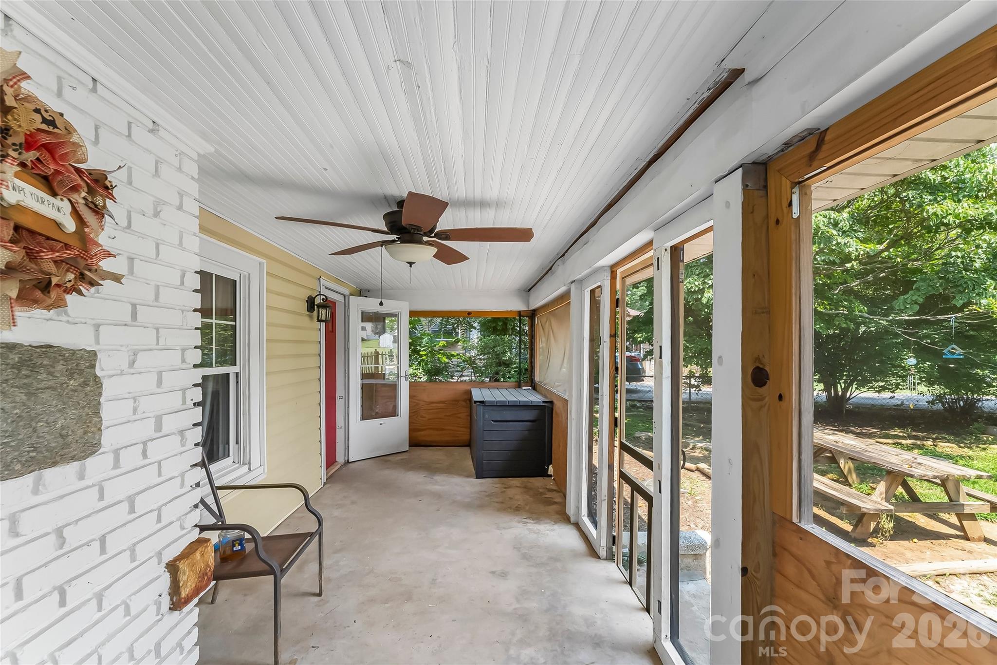 40 Sycamore Circle Property Photo 3