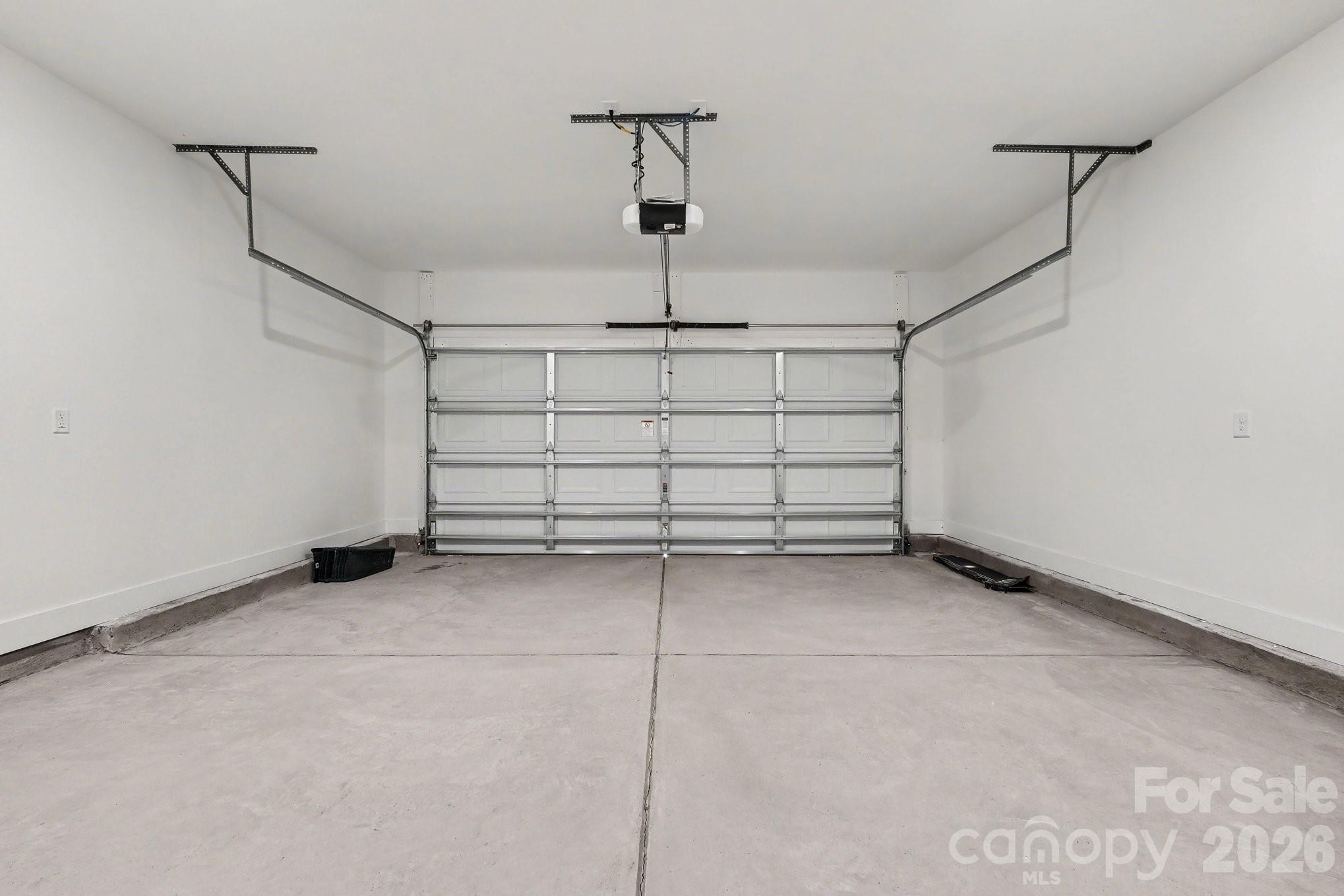 312 E Talleyrand Avenue Property Photo 18