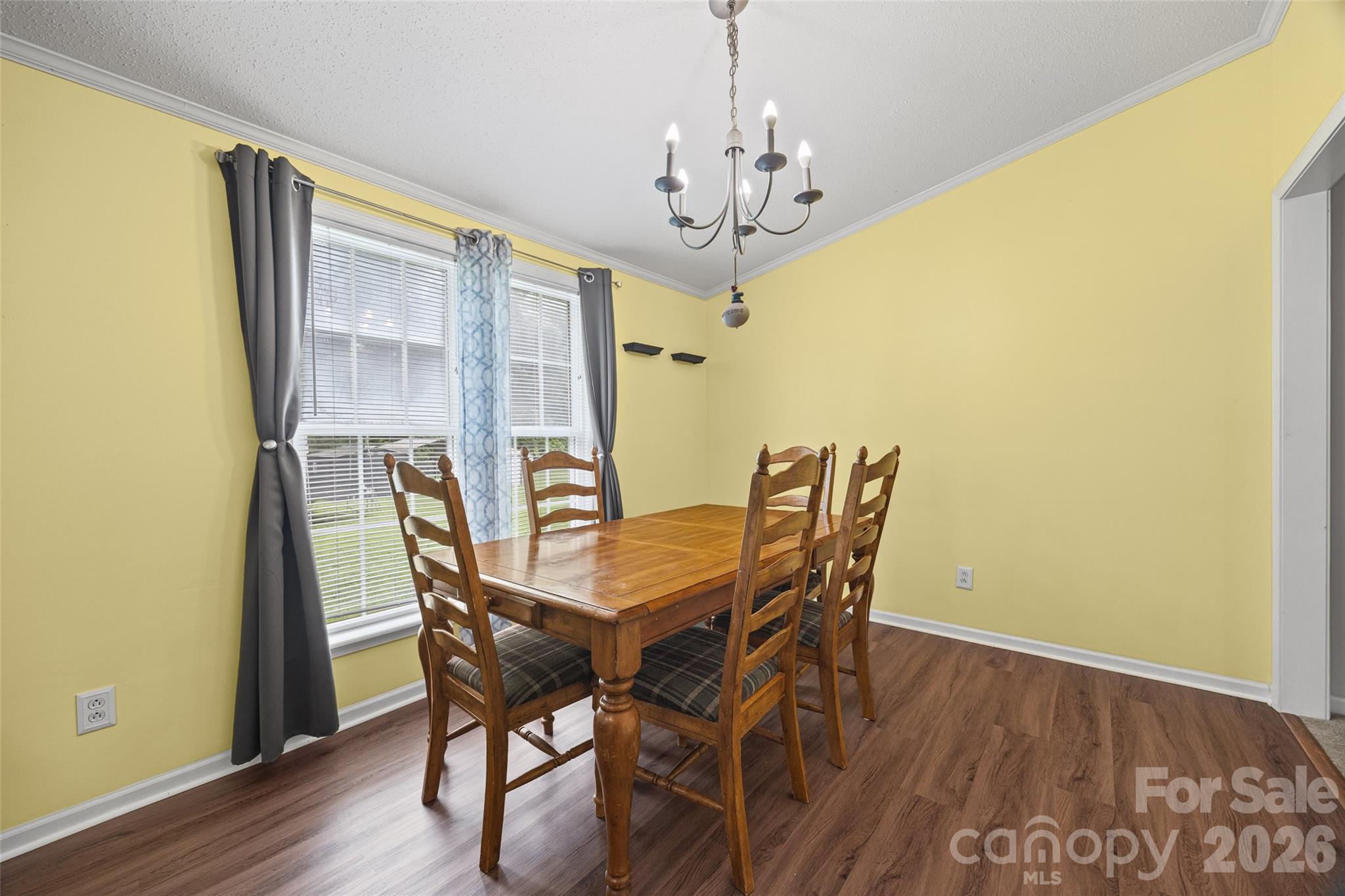 5440 Winden Road Property Photo 2