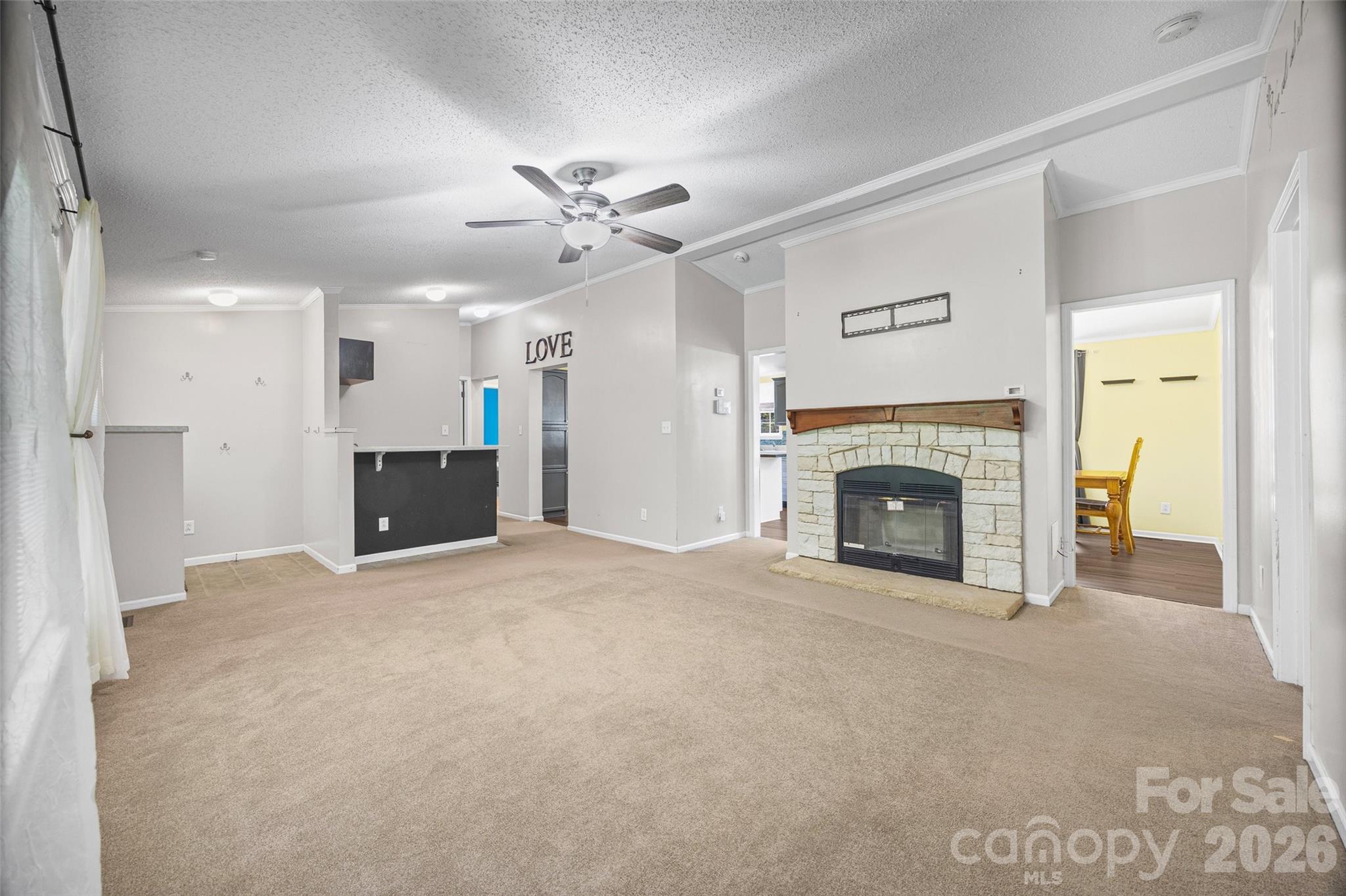 5440 Winden Road Property Photo 7