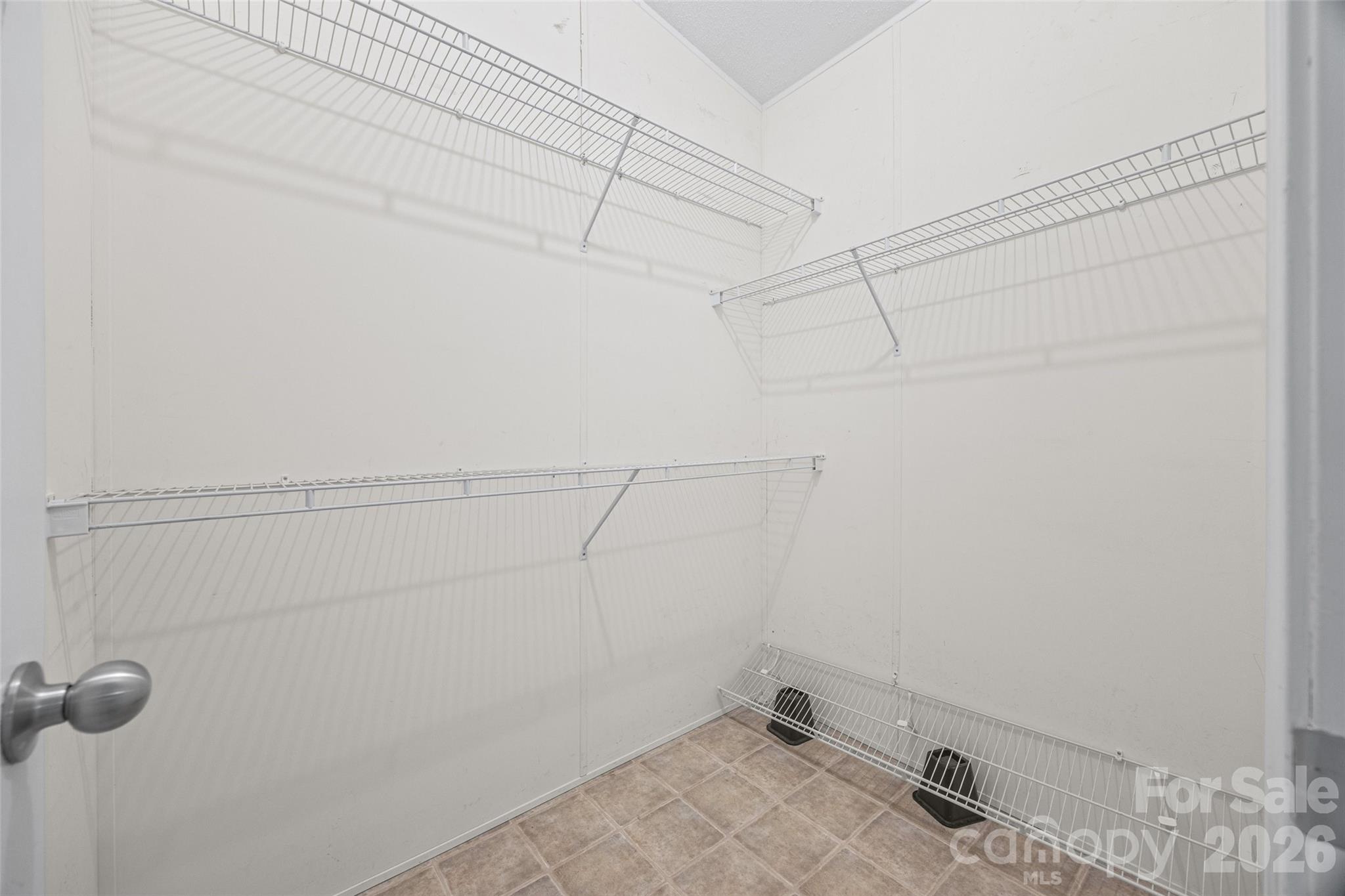 5440 Winden Road Property Photo 18