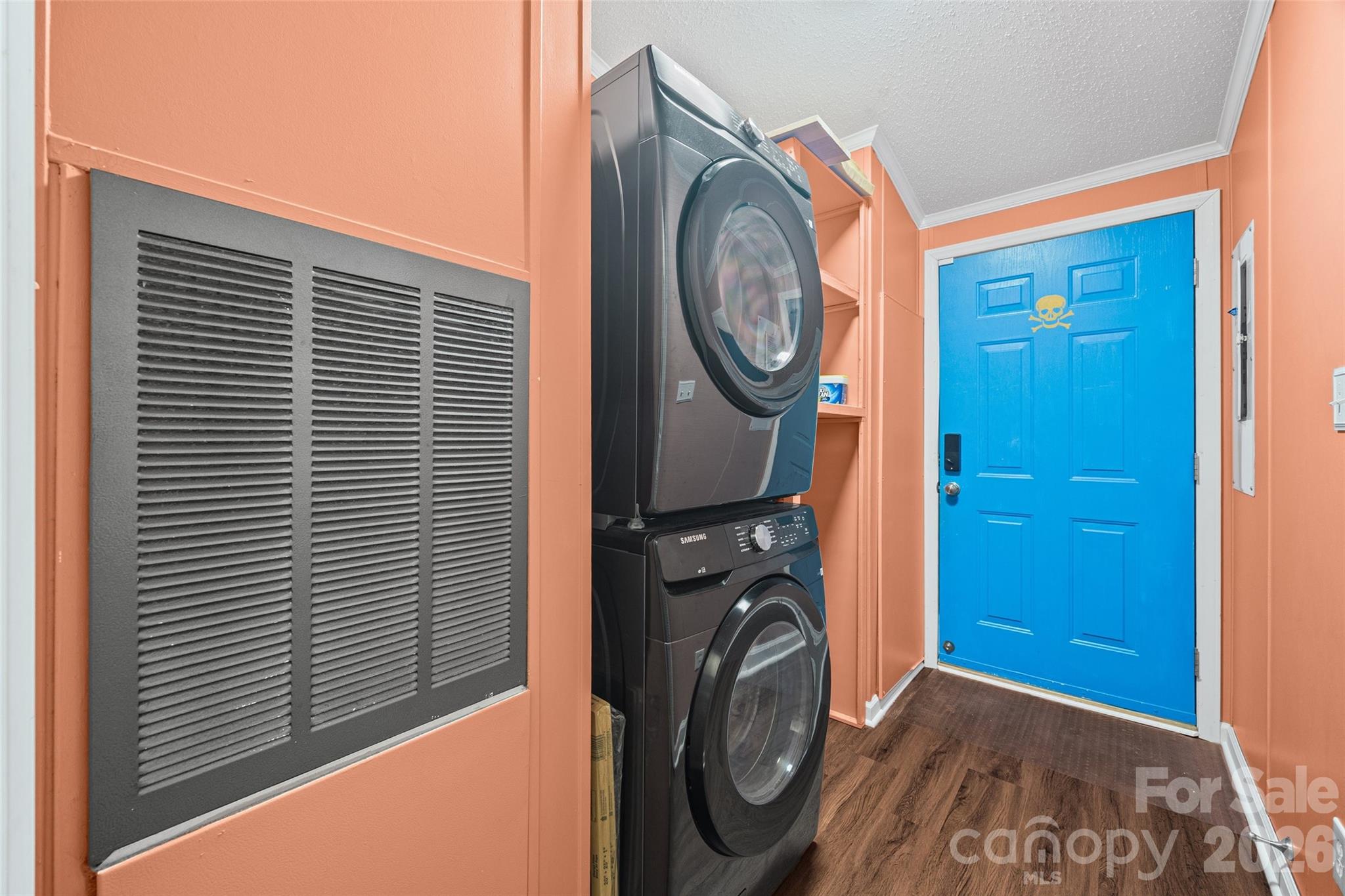 5440 Winden Road Property Photo 23