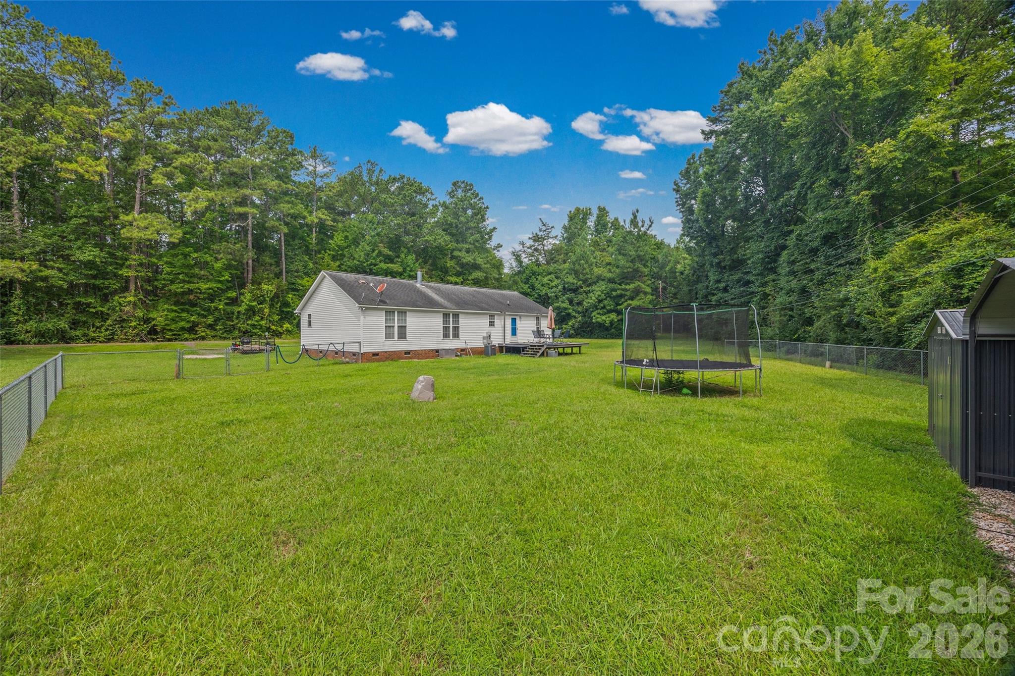 5440 Winden Road Property Photo 28