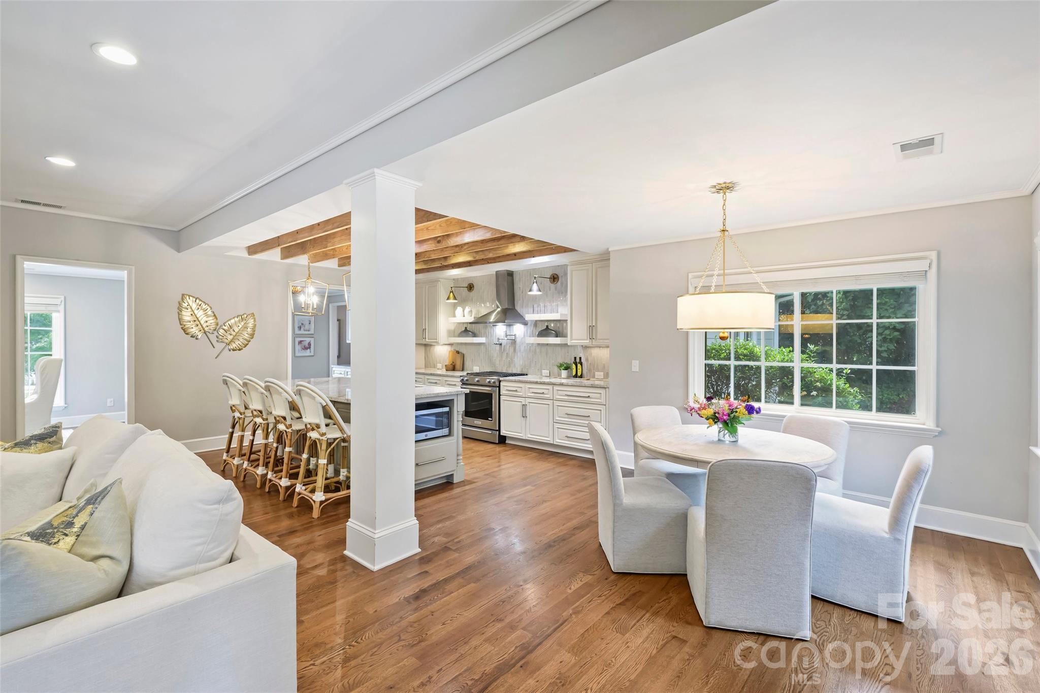 3942 Barclay Downs Drive Property Photo 11