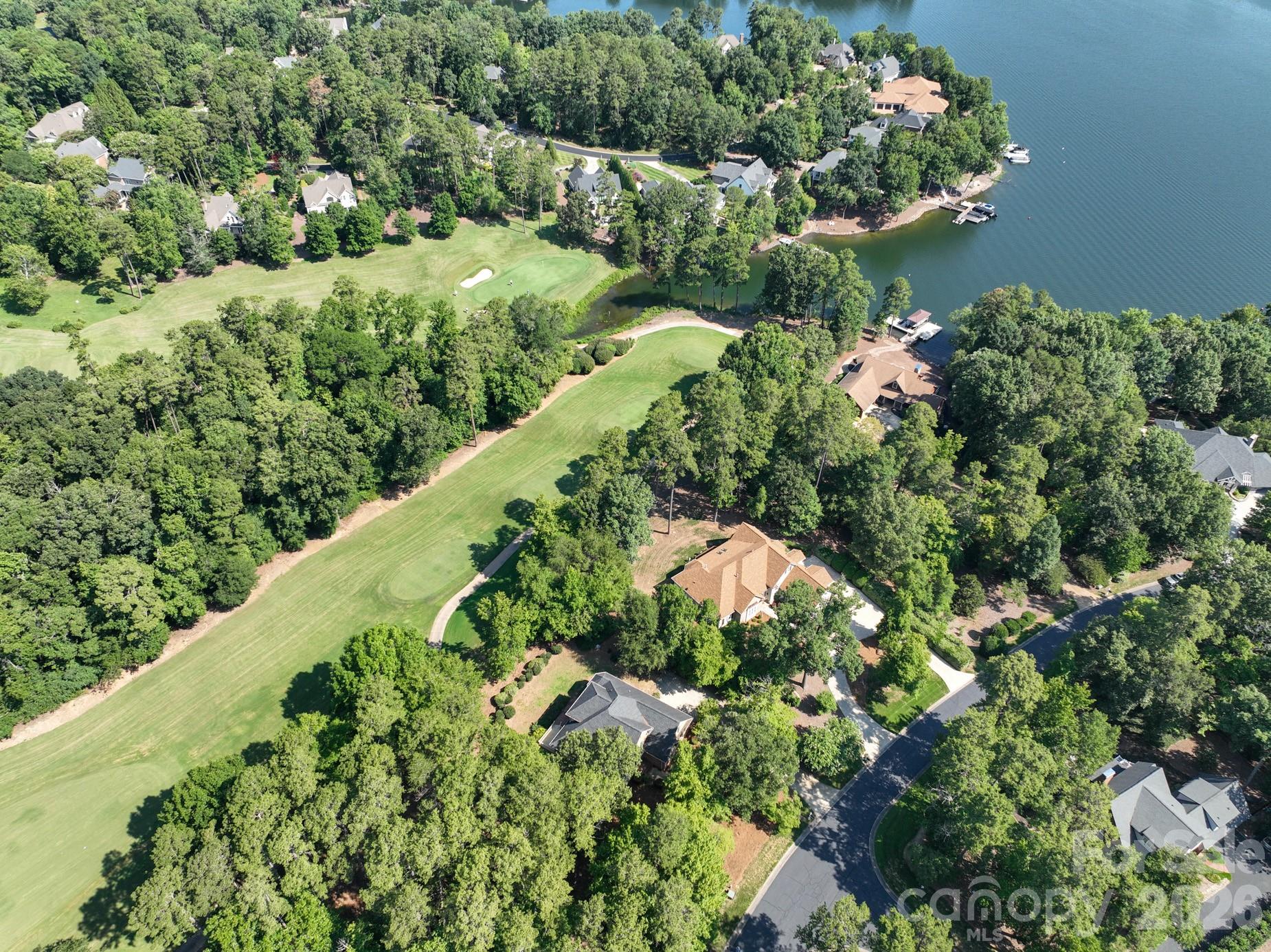 205 Piney Grove Point Property Photo 4
