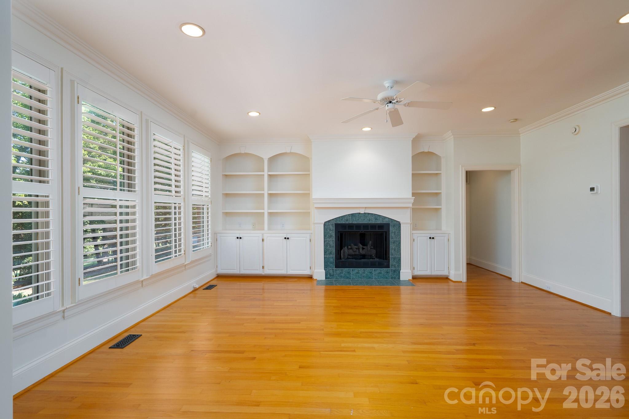 205 Piney Grove Point Property Photo 7