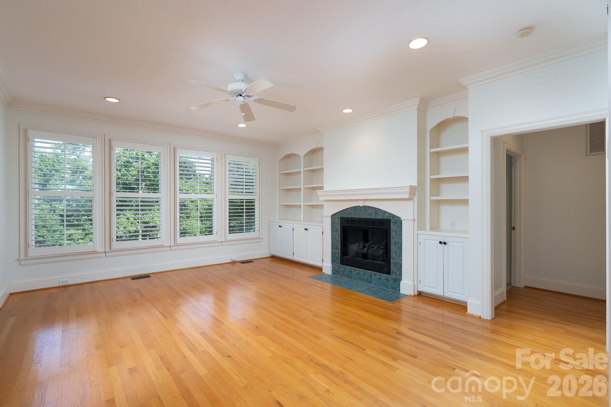 205 Piney Grove Point Property Photo 8
