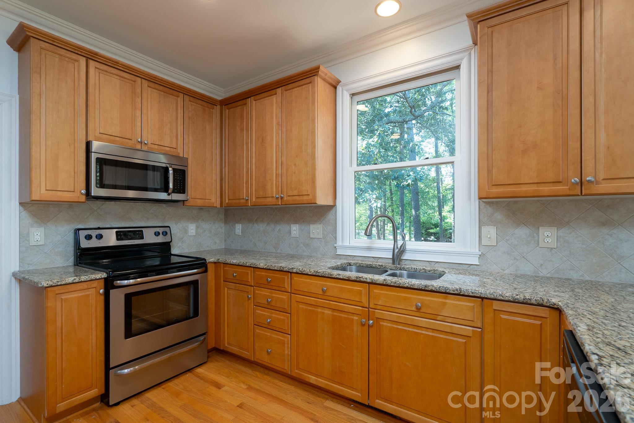 205 Piney Grove Point Property Photo 13