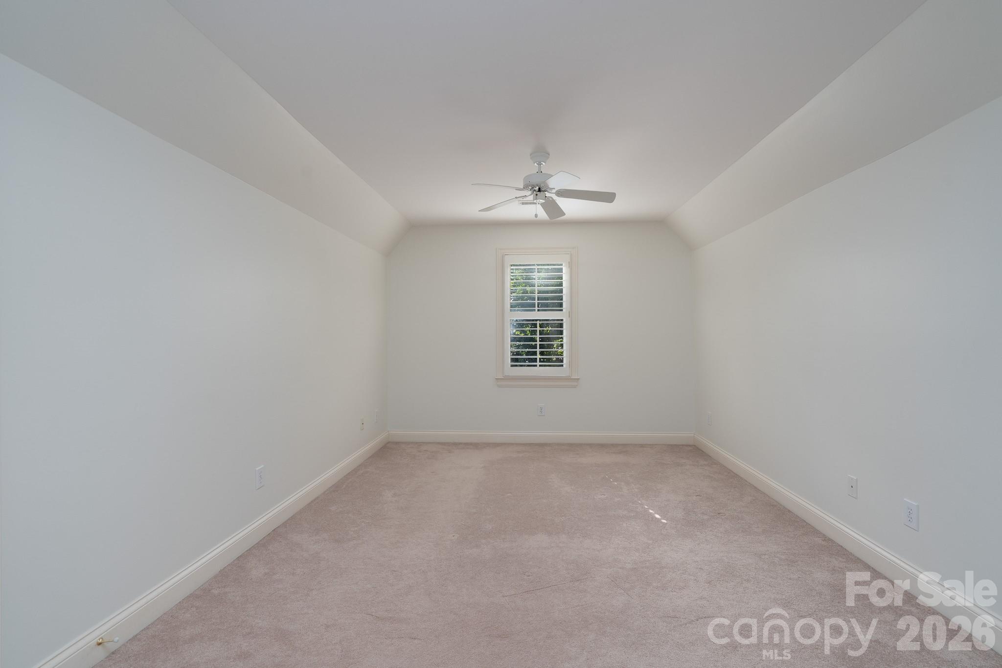 205 Piney Grove Point Property Photo 32