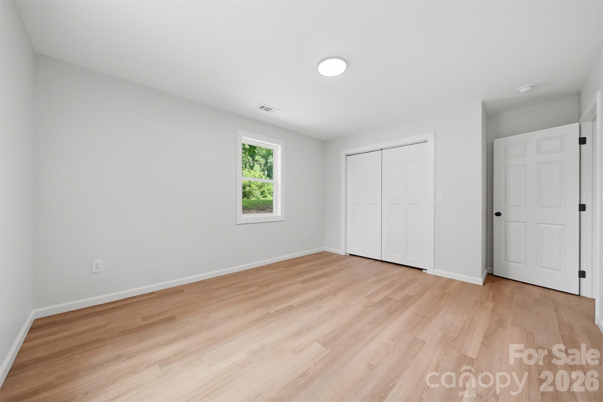419 Rockyford Street Property Photo 26