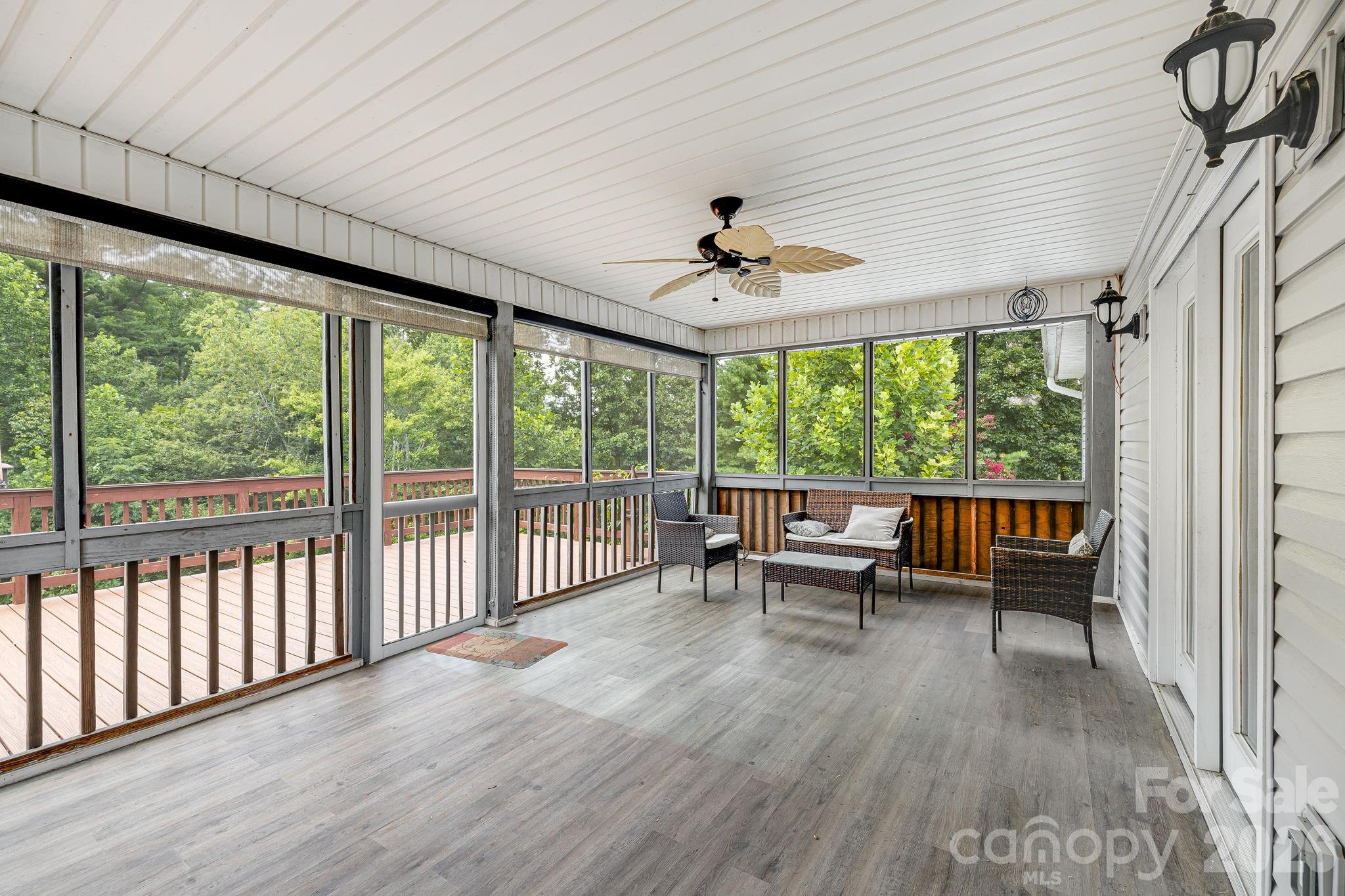 6 Arrowhead Lane Property Photo 6