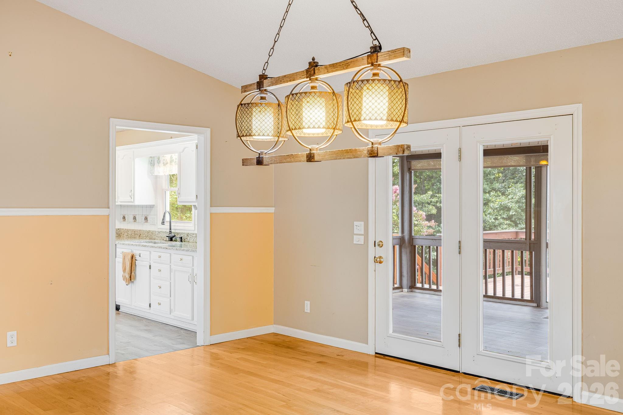 6 Arrowhead Lane Property Photo 12