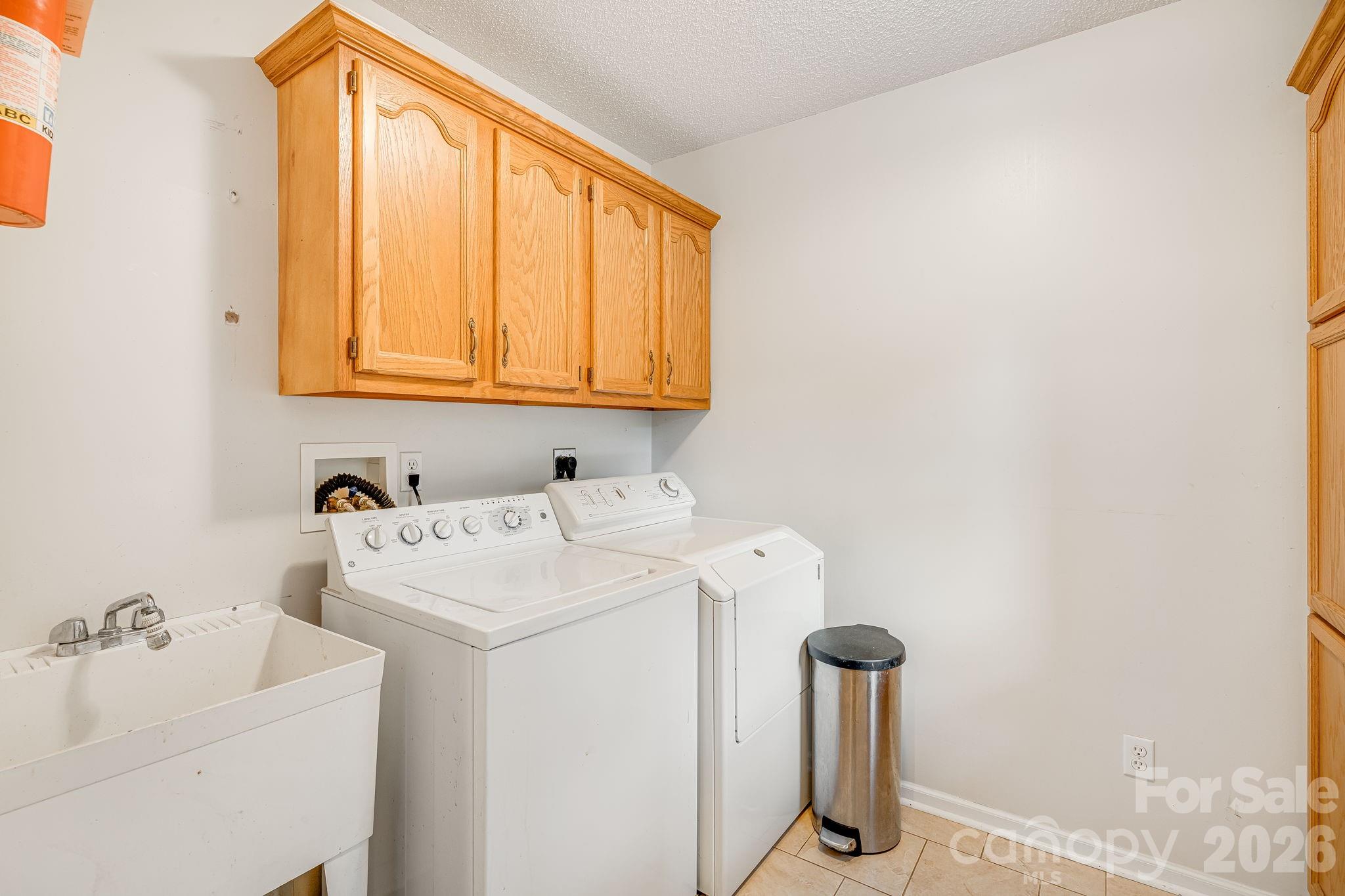 6 Arrowhead Lane Property Photo 16