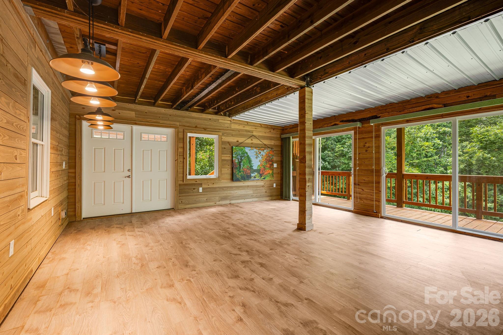 6 Arrowhead Lane Property Photo 33