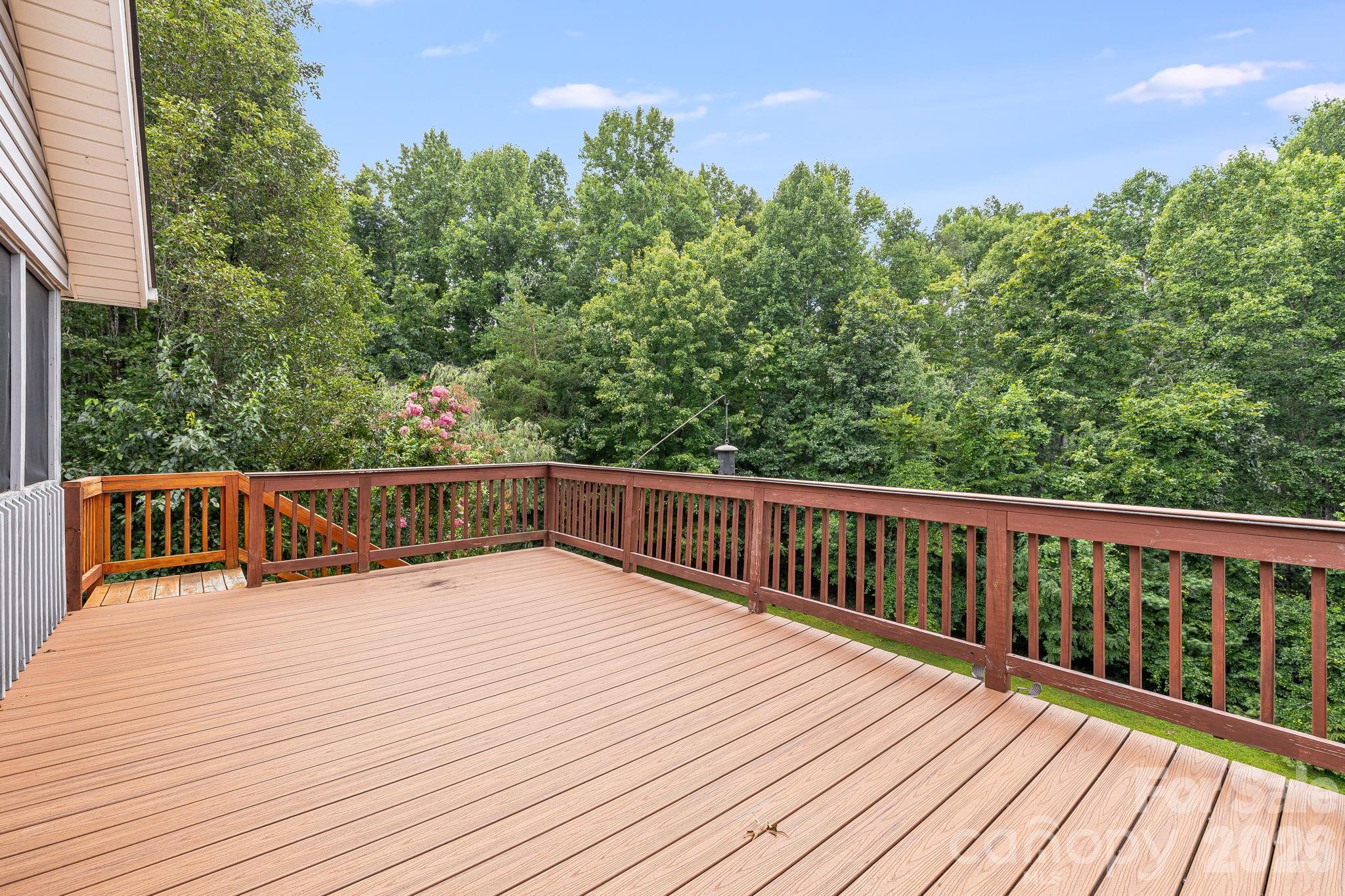 6 Arrowhead Lane Property Photo 39