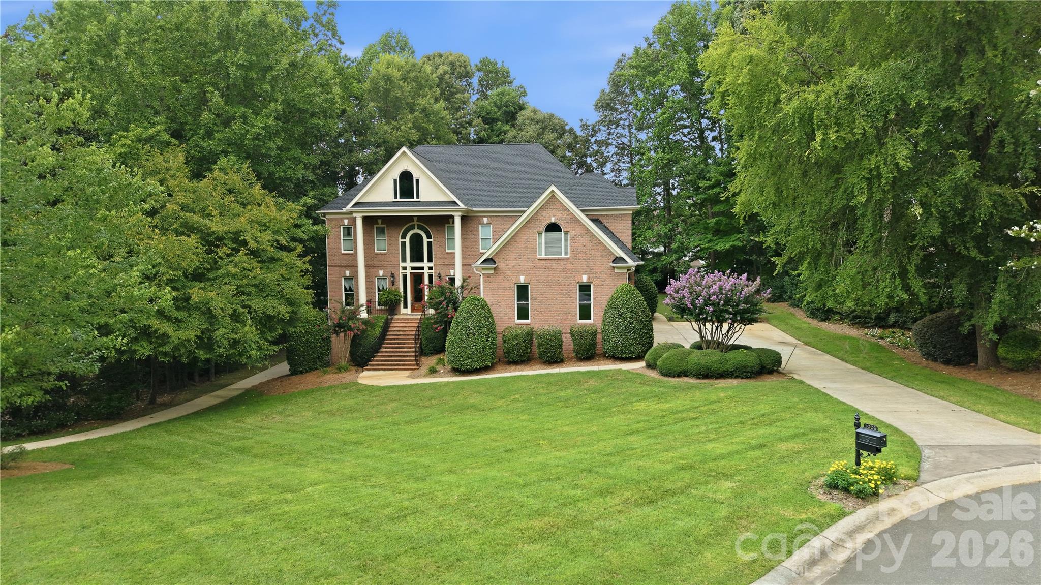 1009 Honors Court Property Photo 1