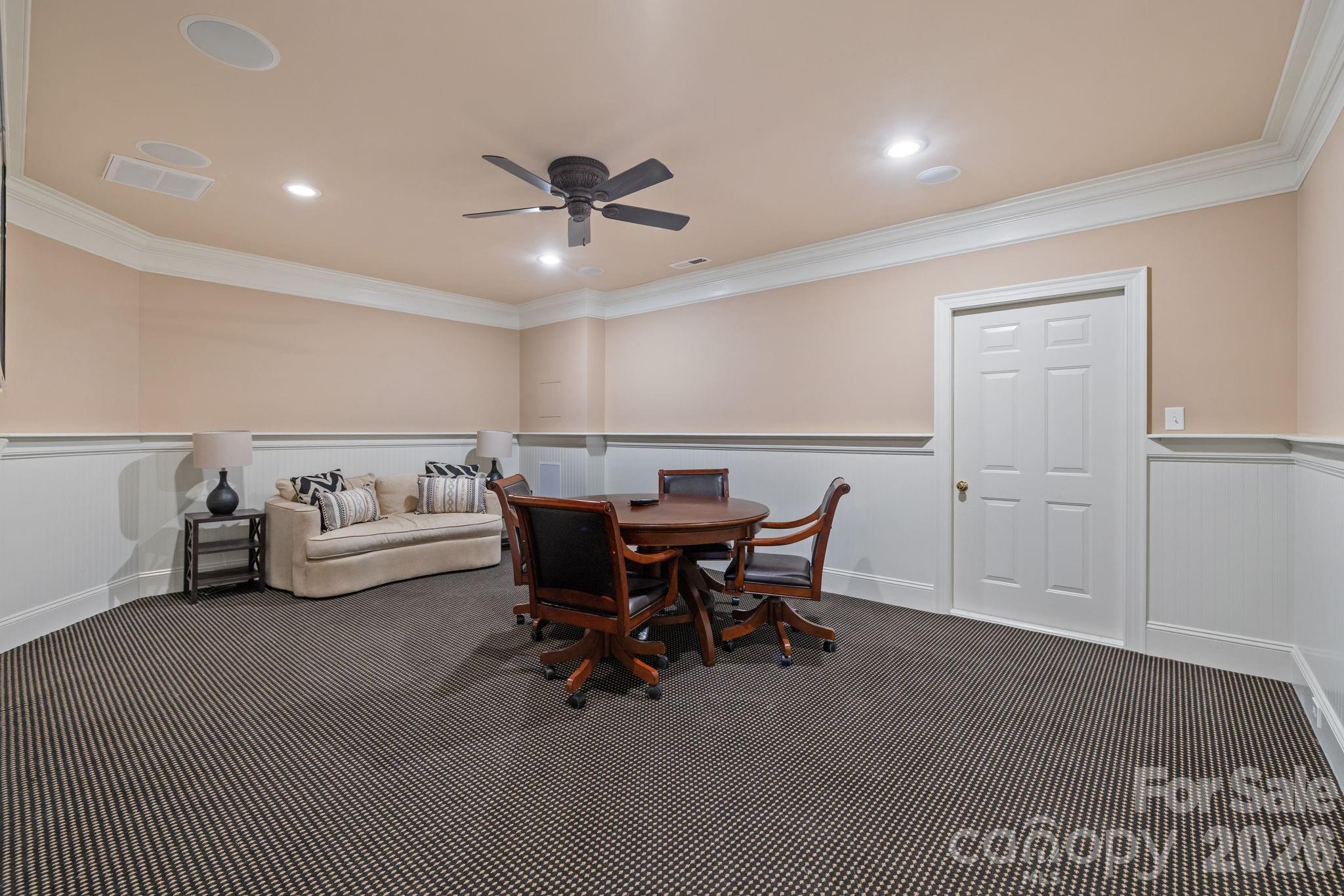 1009 Honors Court Property Photo 33