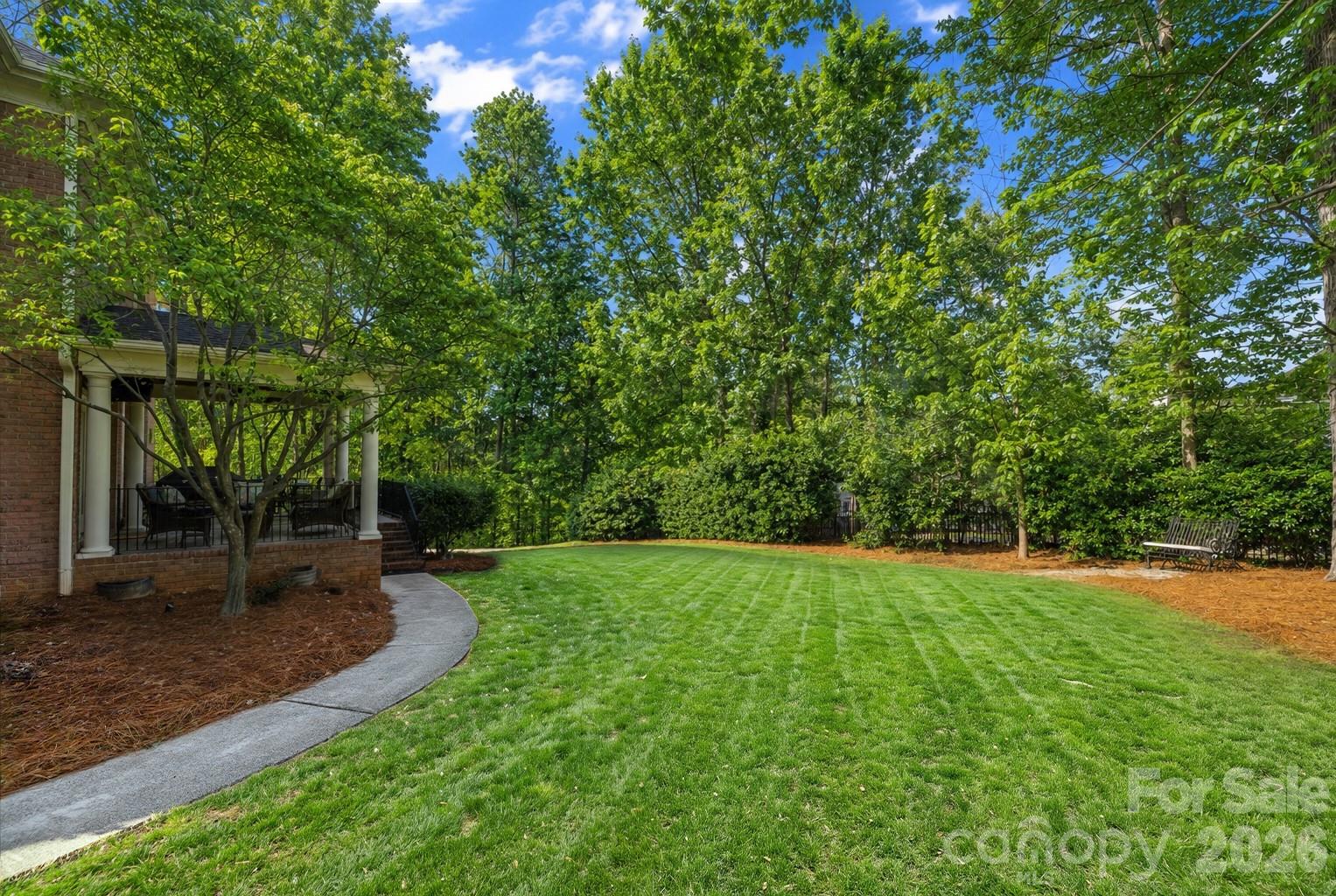 1009 Honors Court Property Photo 38