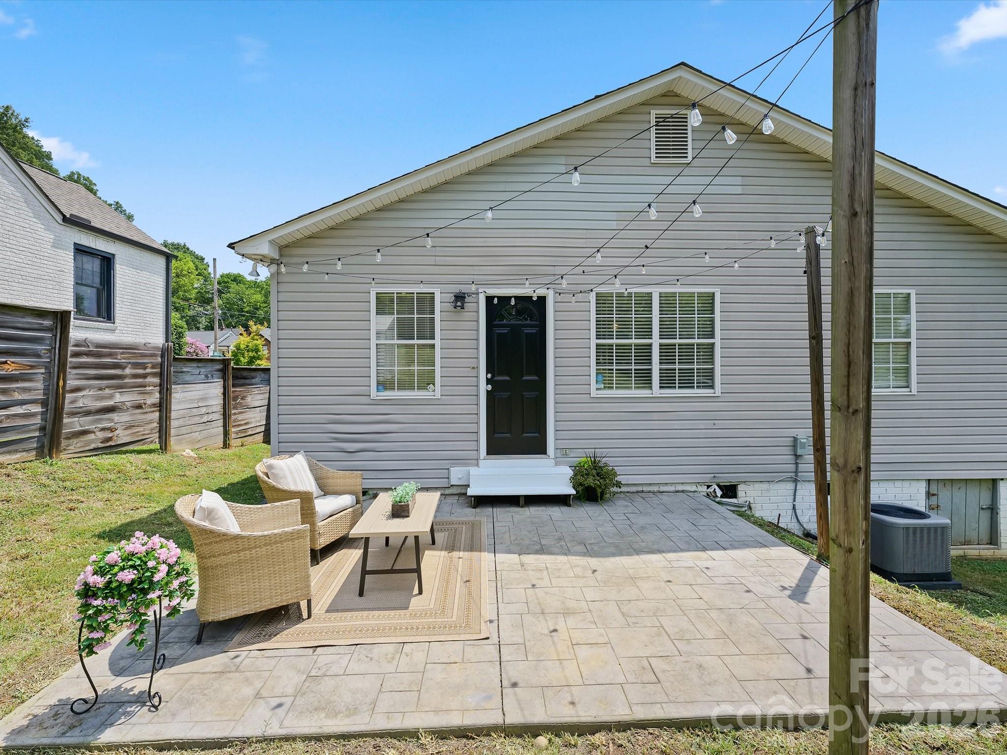 1521 Sumter Avenue Property Photo 24