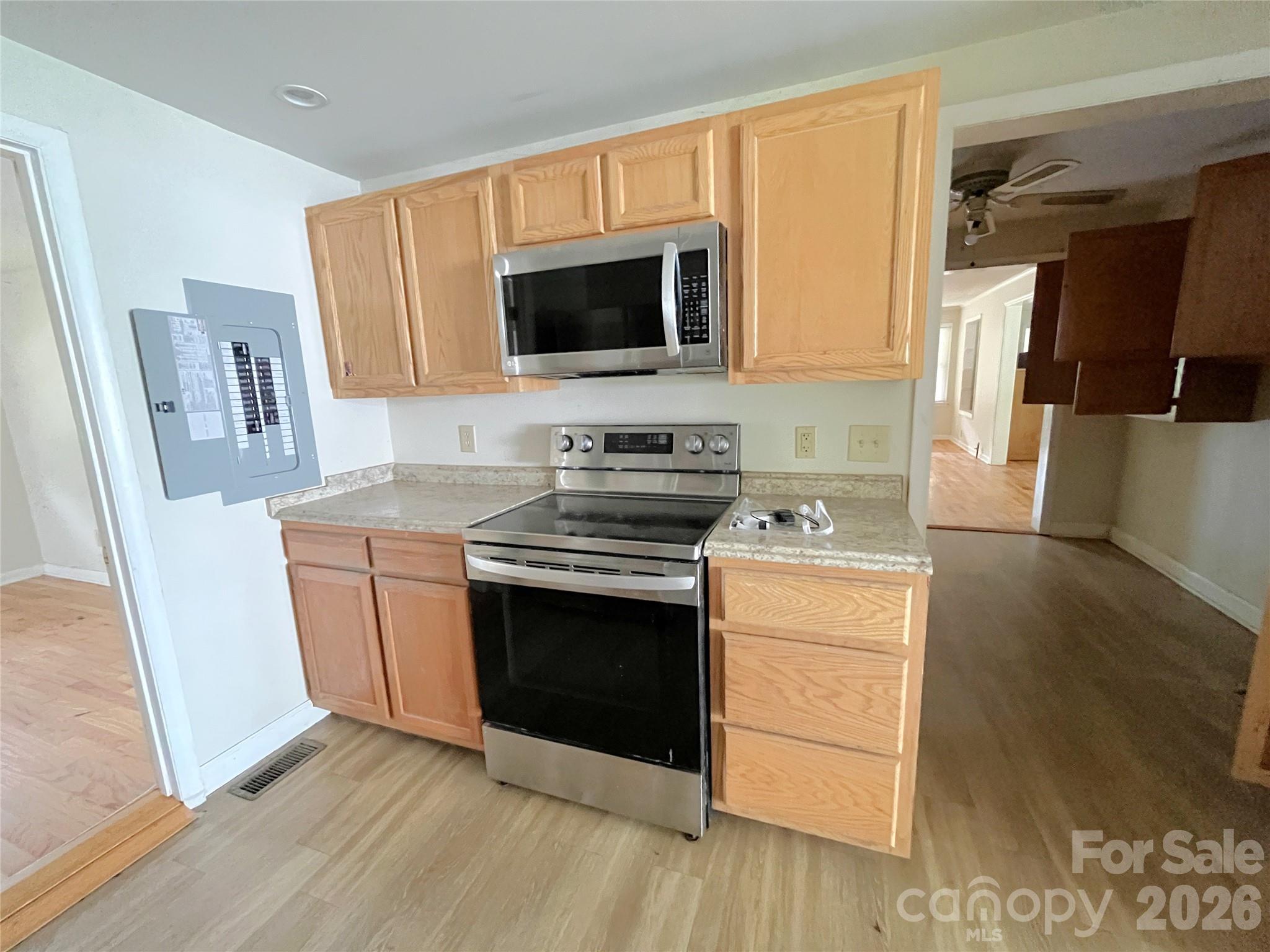 1721 Old Haywood Road Property Photo 7