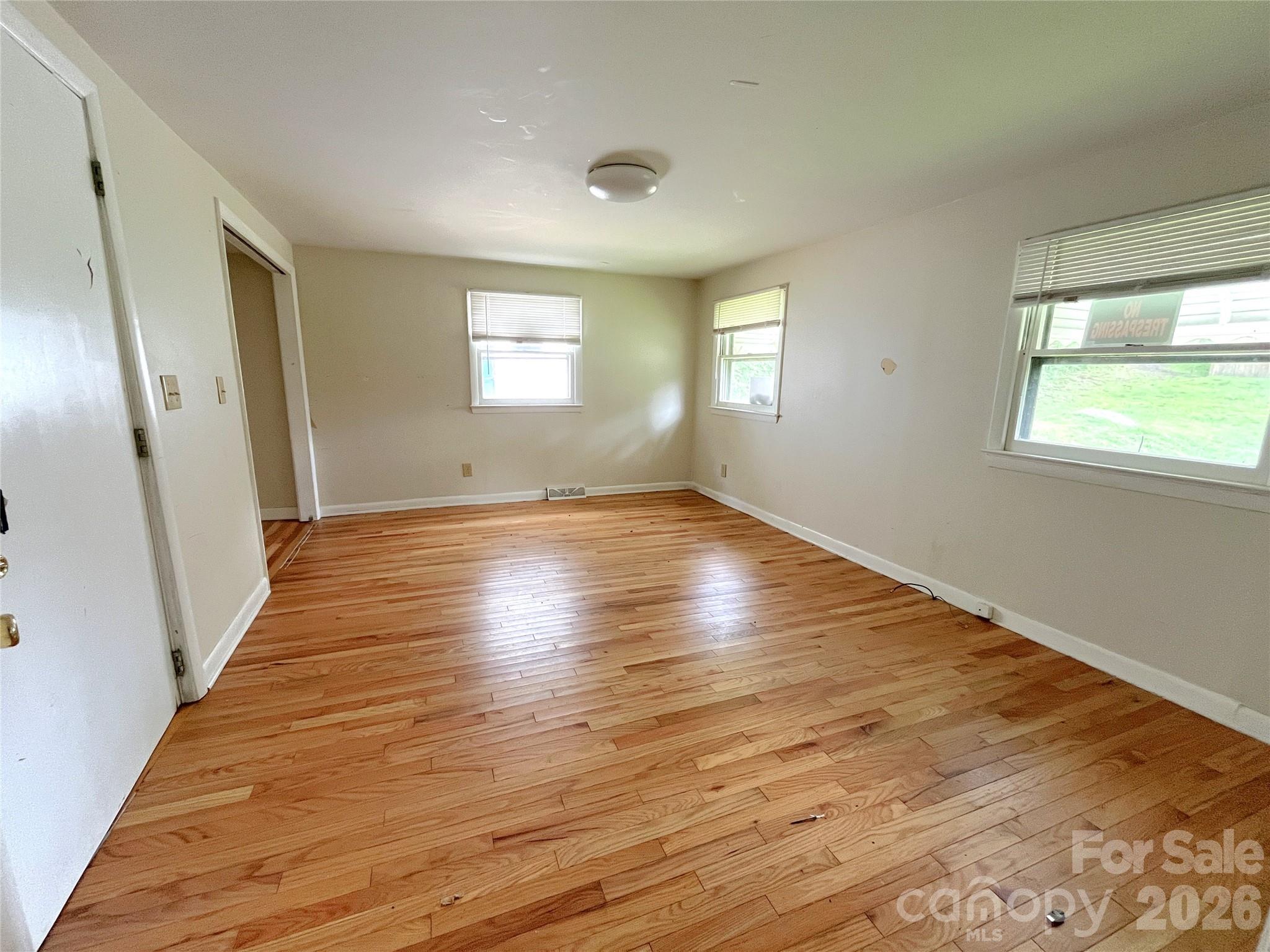 1721 Old Haywood Road Property Photo 11