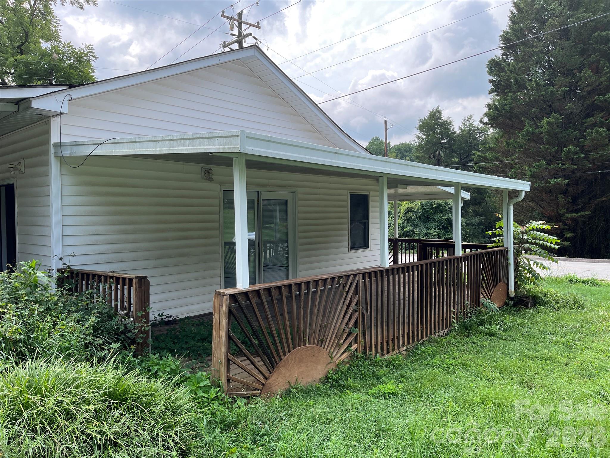 1721 Old Haywood Road Property Photo 14