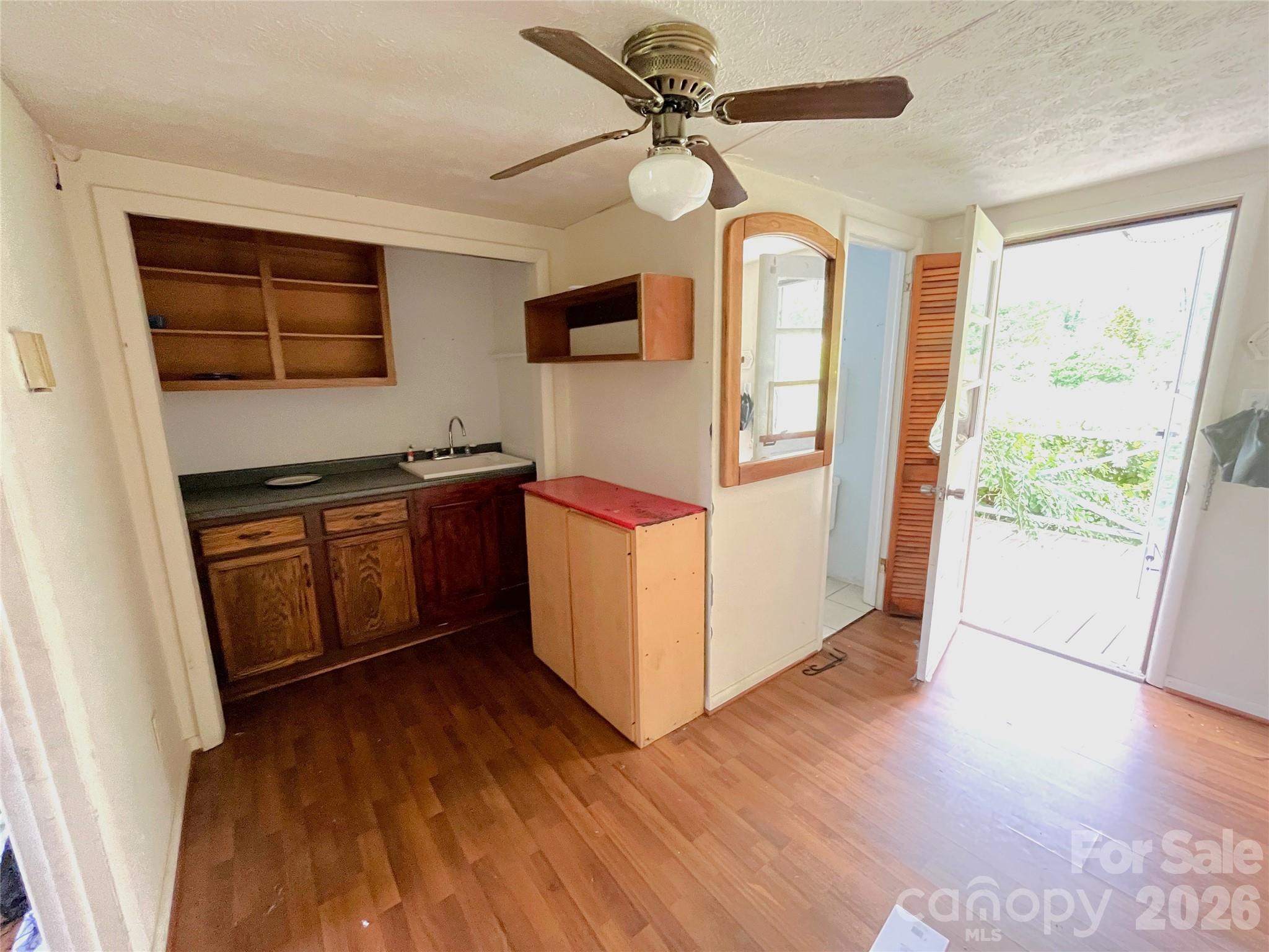 1721 Old Haywood Road Property Photo 17