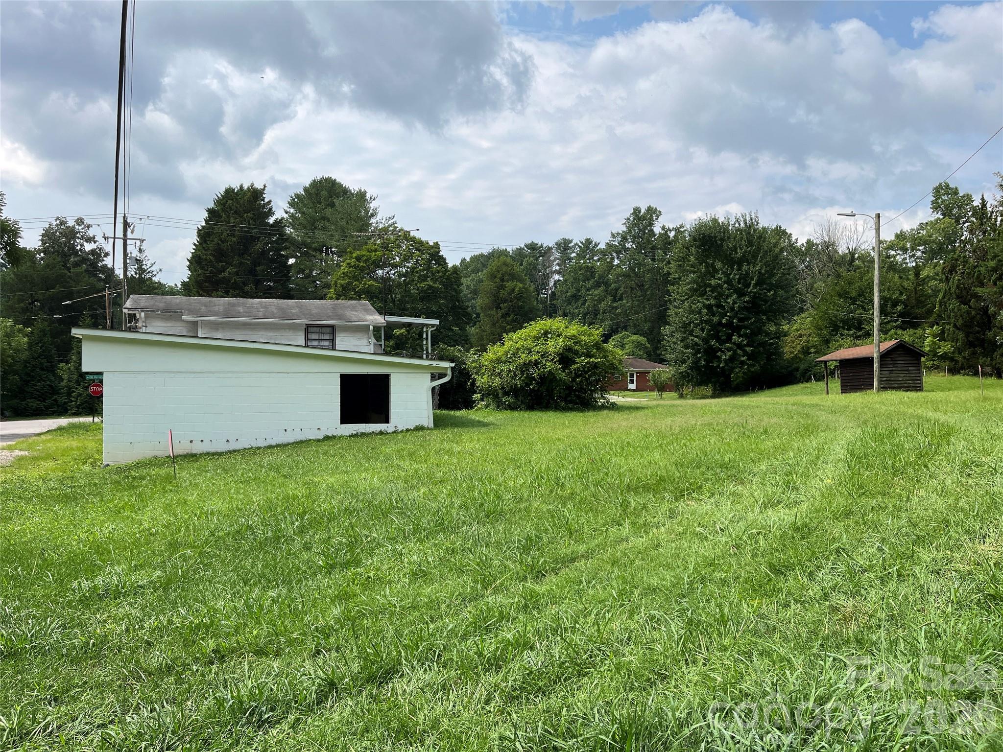 1721 Old Haywood Road Property Photo 21