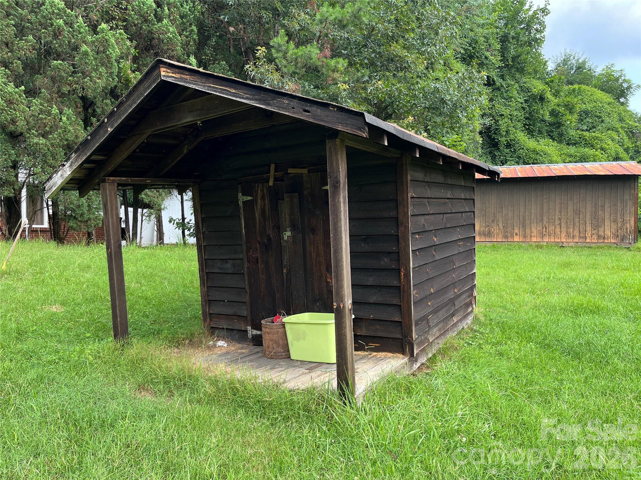 1721 Old Haywood Road Property Photo 23