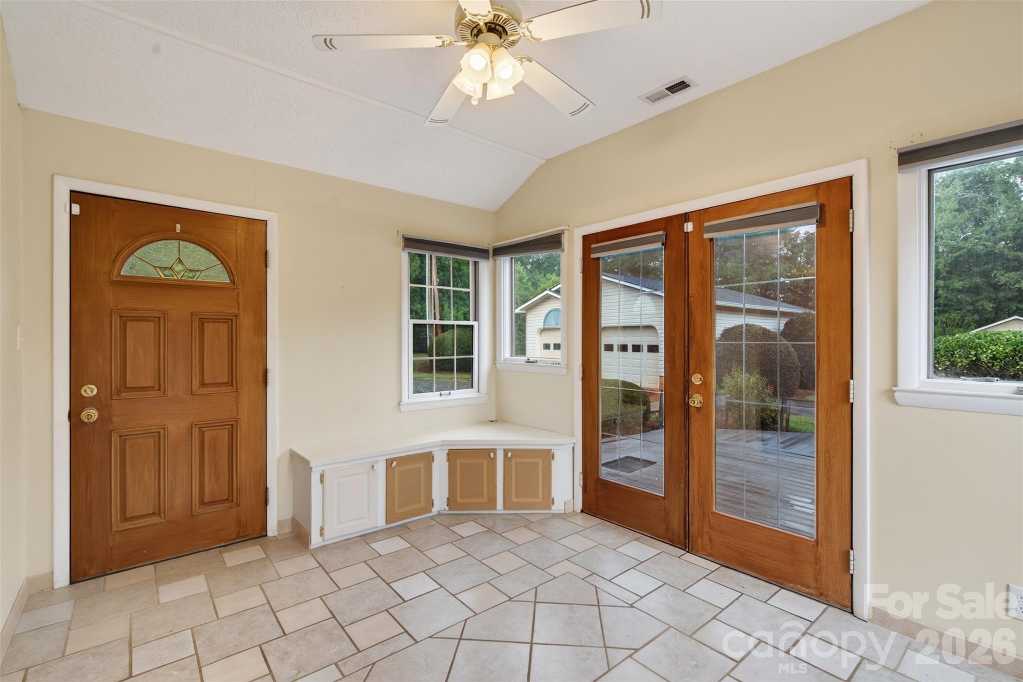 115 Eller Road Property Photo 14